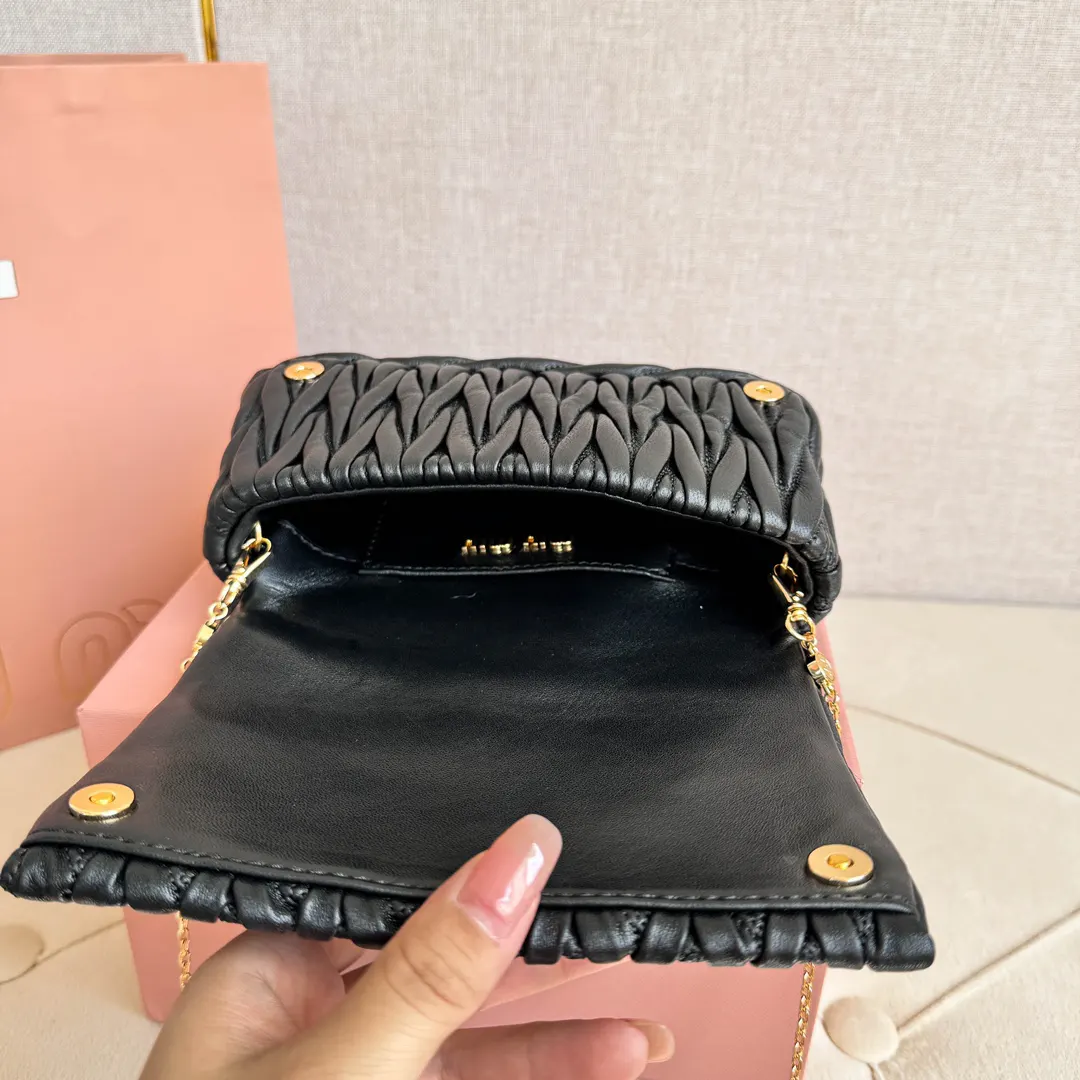 Miu 羊皮 鏈條包 精致鏈條款