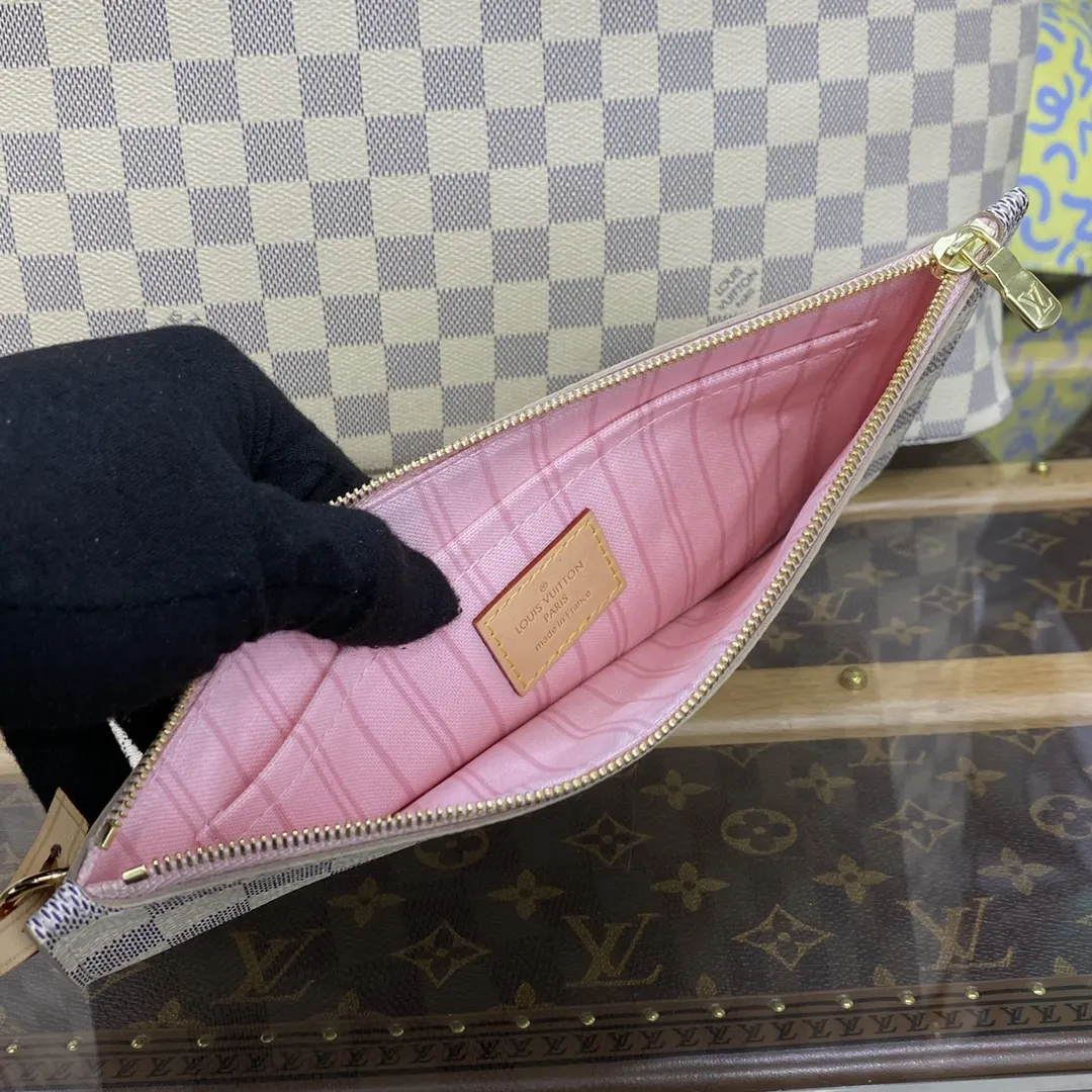 Neverfull 老花 帆布 手拿包 精致手拿款