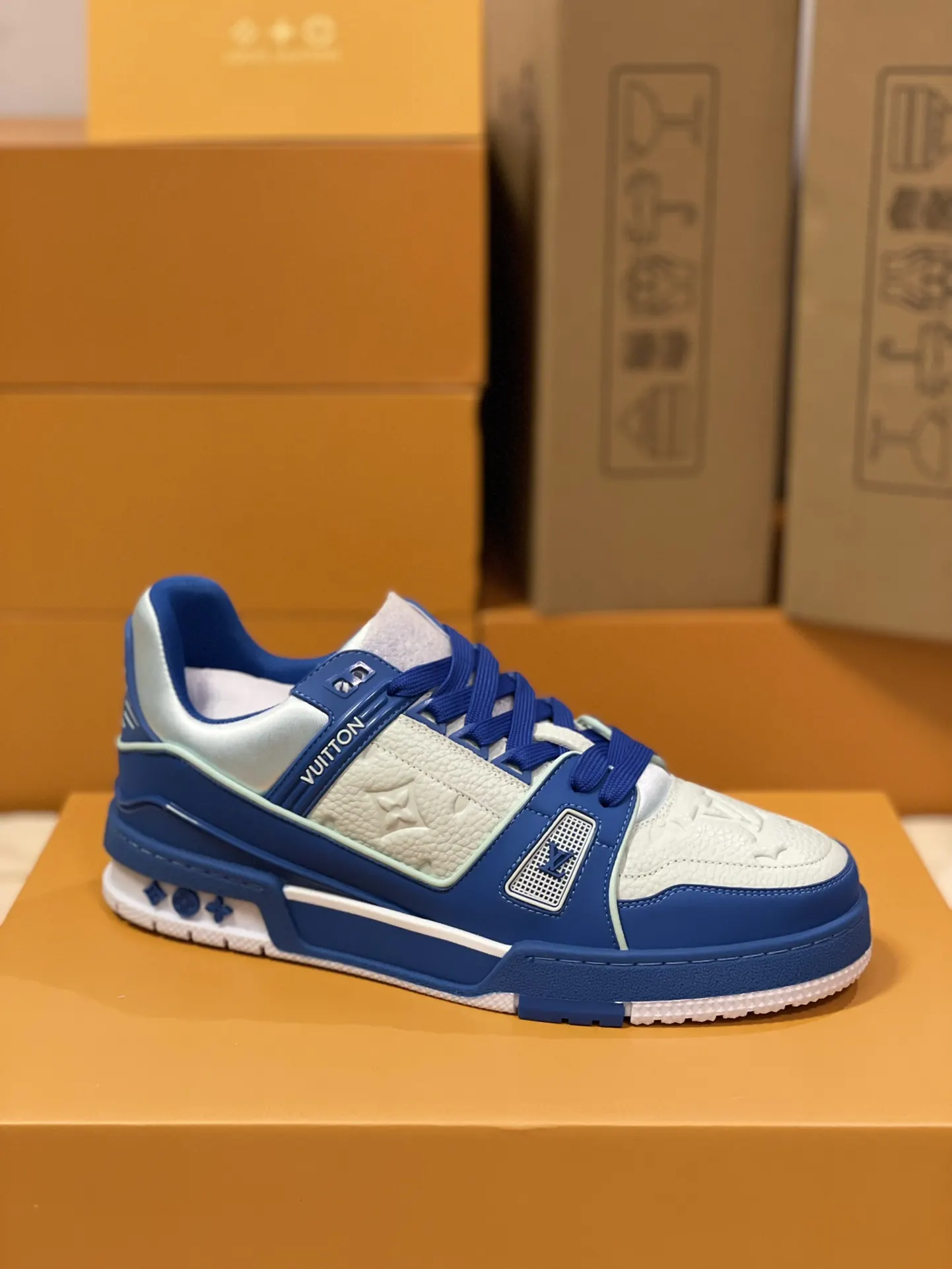 Louis Vuitton 运动鞋