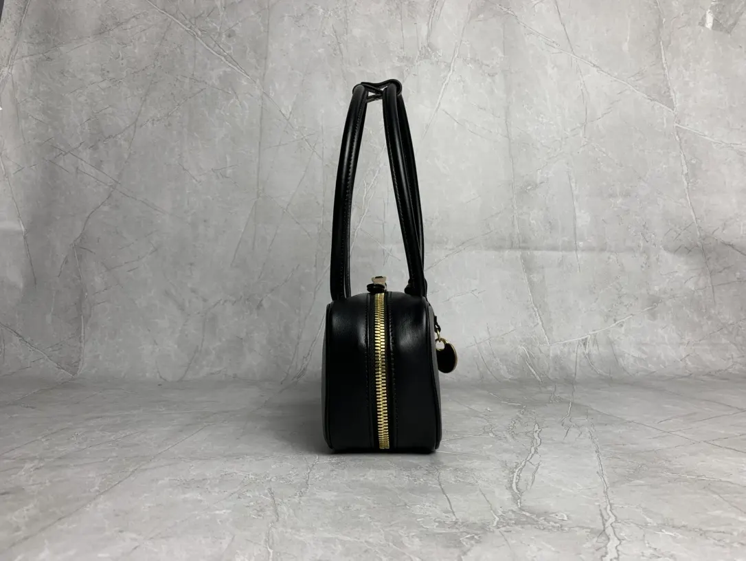 Shoulder Bag Leather