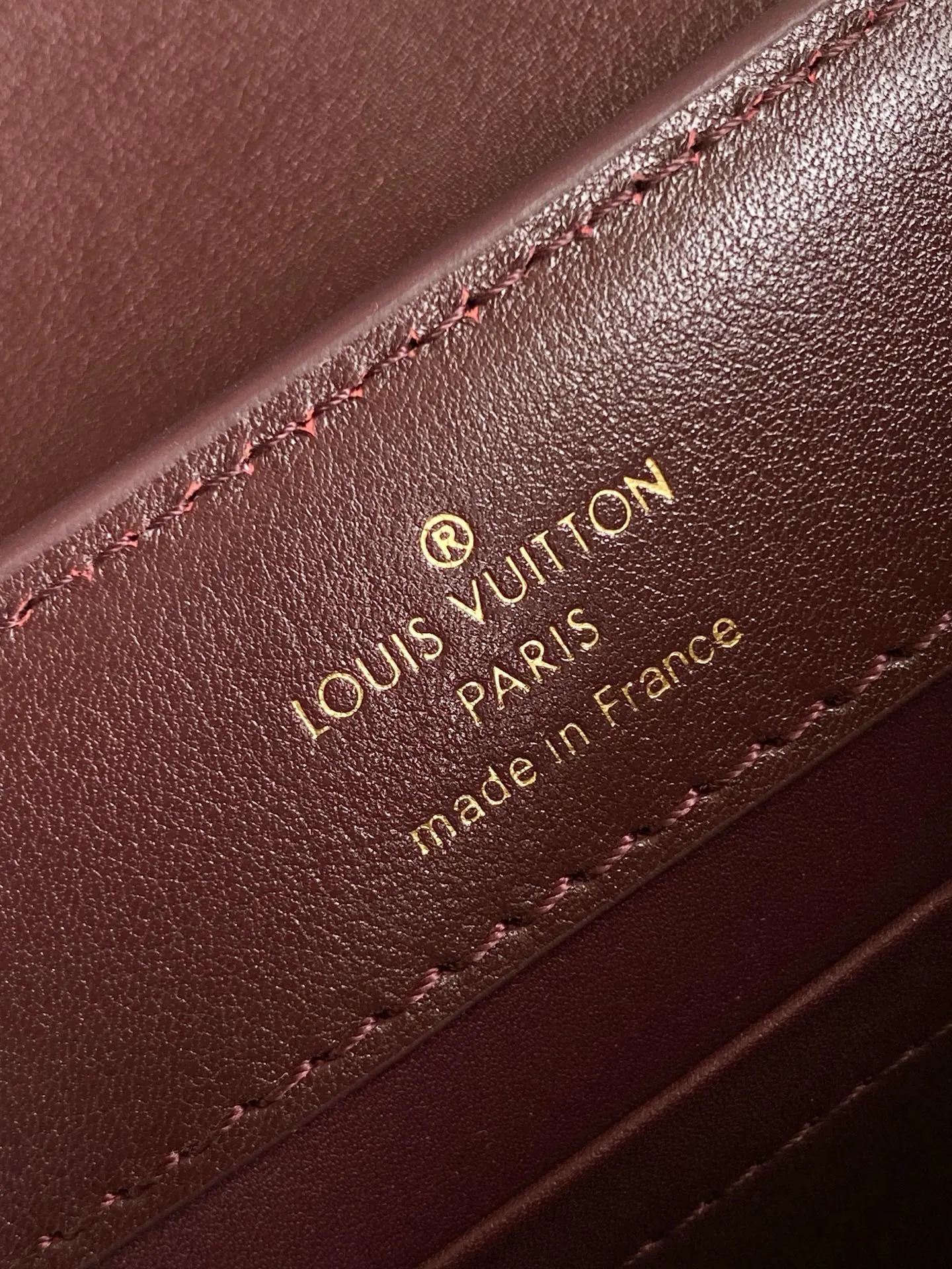 LV 黑色 牛皮 黑色 枣紅 动态 鏈條包 精致鏈條款