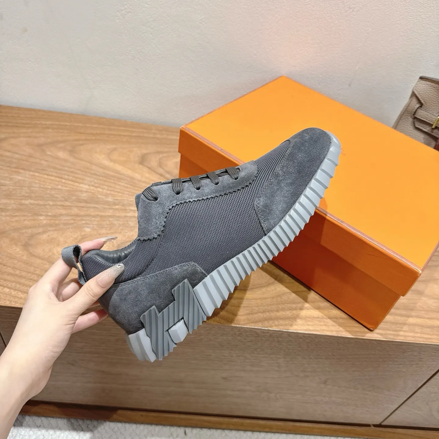 Hermès SS Sneakers