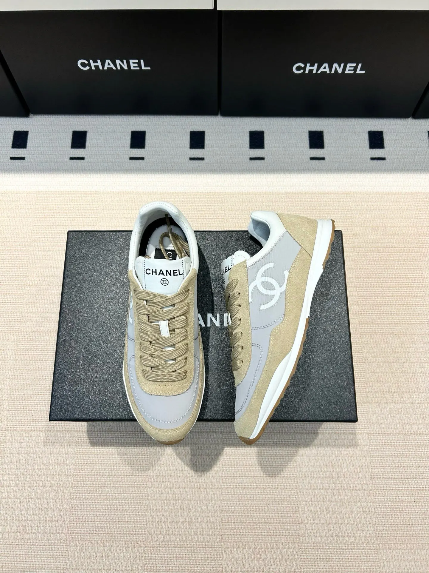 Chanel 米白拼色低帮运动鞋 休闲