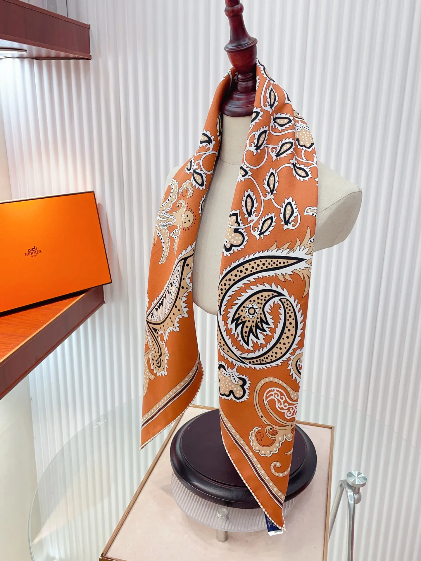 Hermès 丝巾 精致配饰