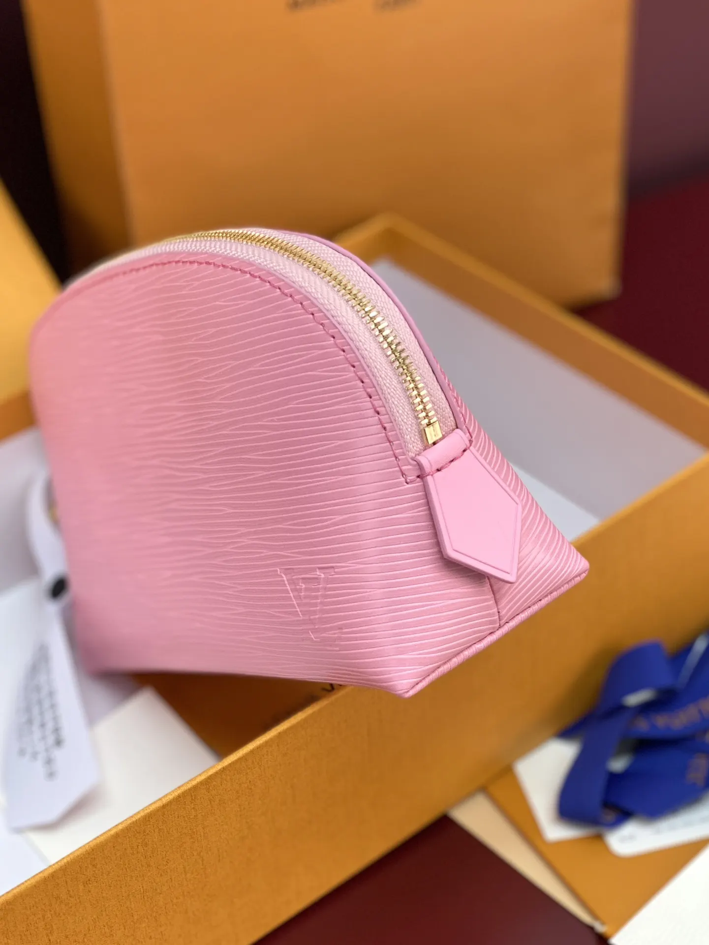 LV 粉色 皮革 厘米 化妆包 便携收纳款