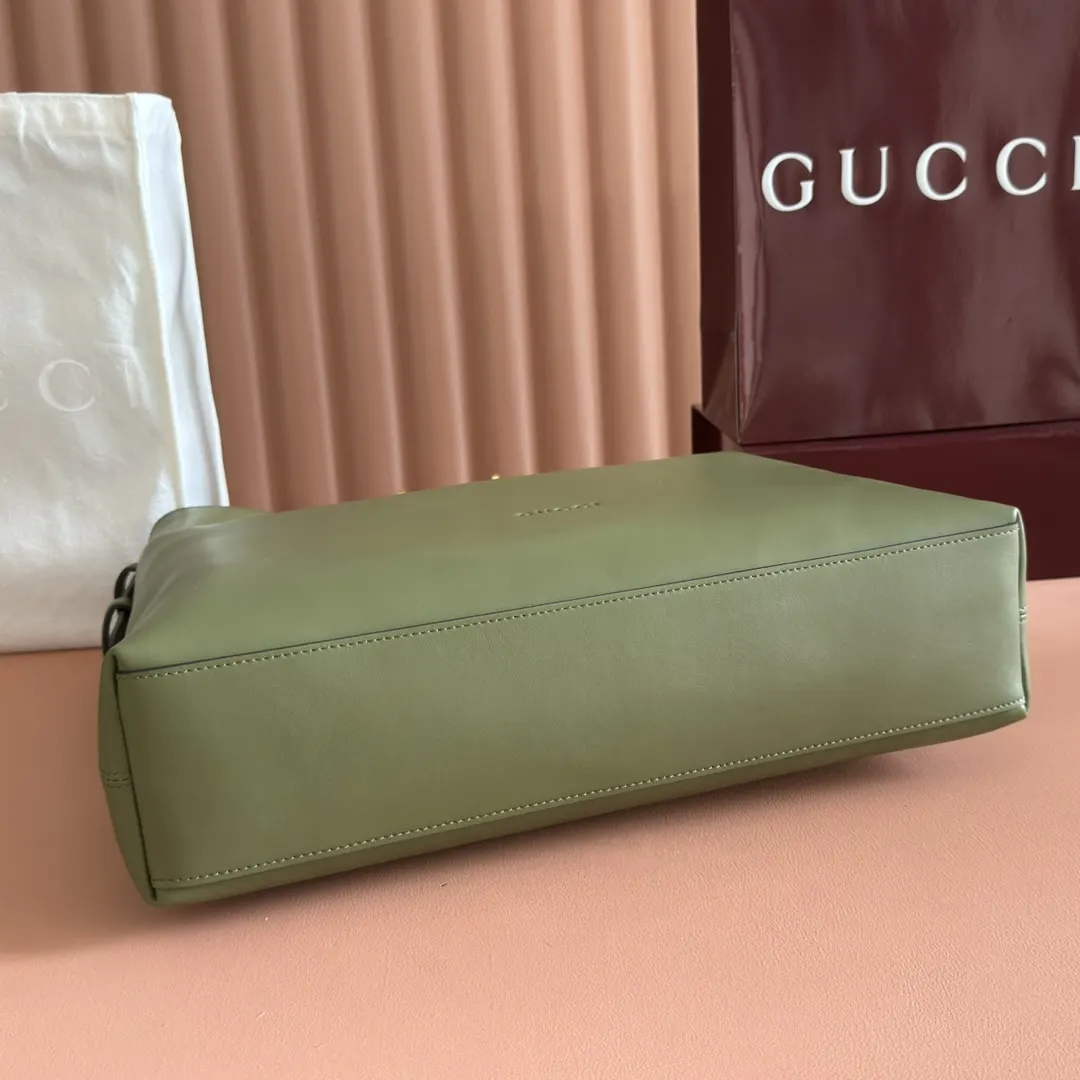 Gucci 黑色 金色 牛皮 腋下包 復古腋下背款
