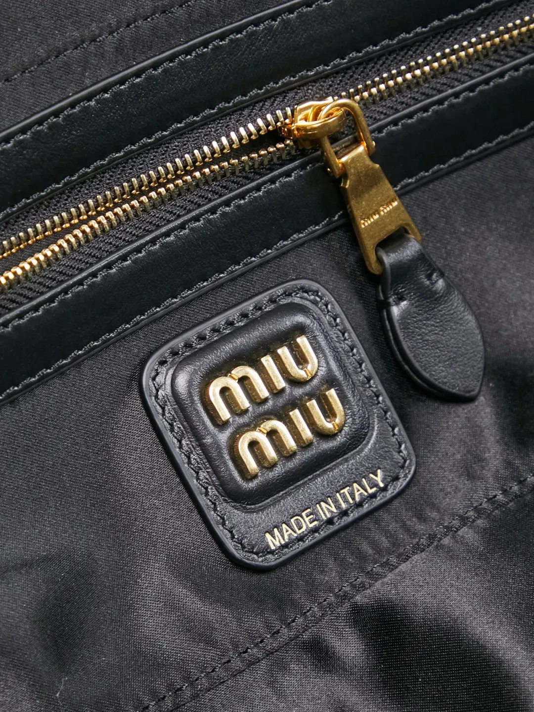 Miu 小牛皮 手提包 通勤手提款