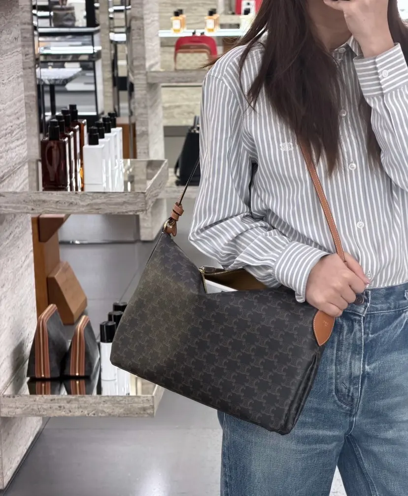 Gold Hobo Shoulder Bag Vintage