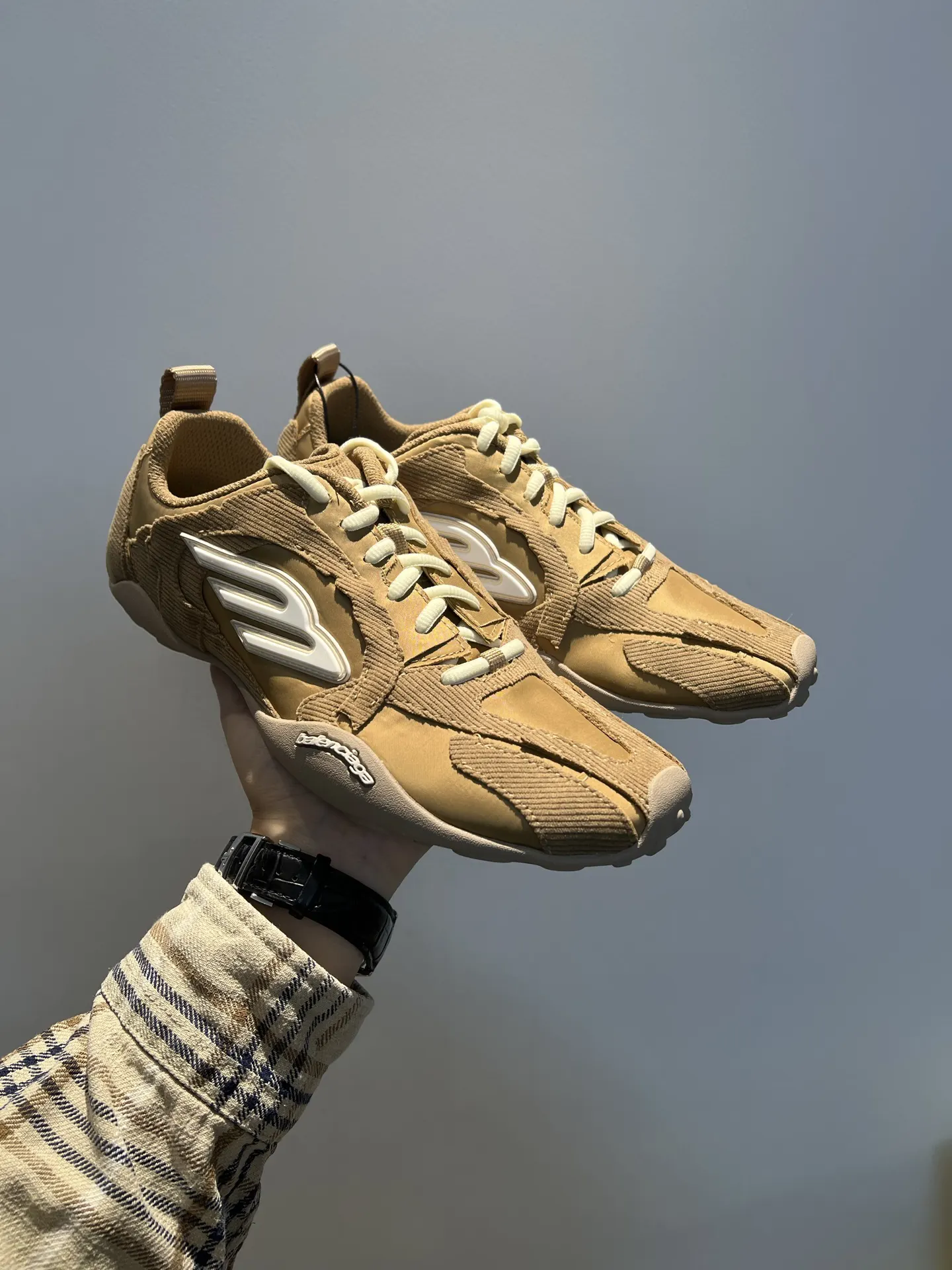 Balenciaga 米色 单肩包
