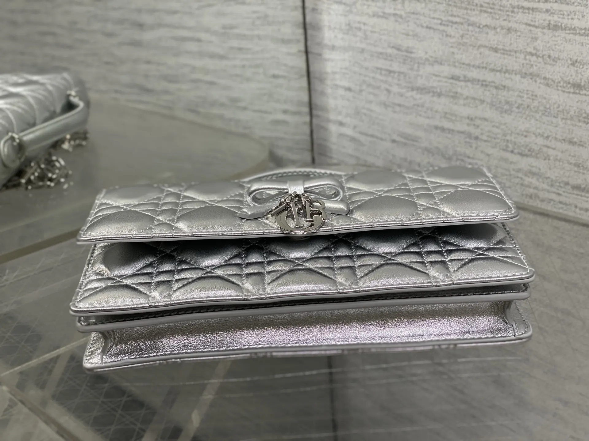 Dior 银色羊皮手拿包 晚宴手拿 复古