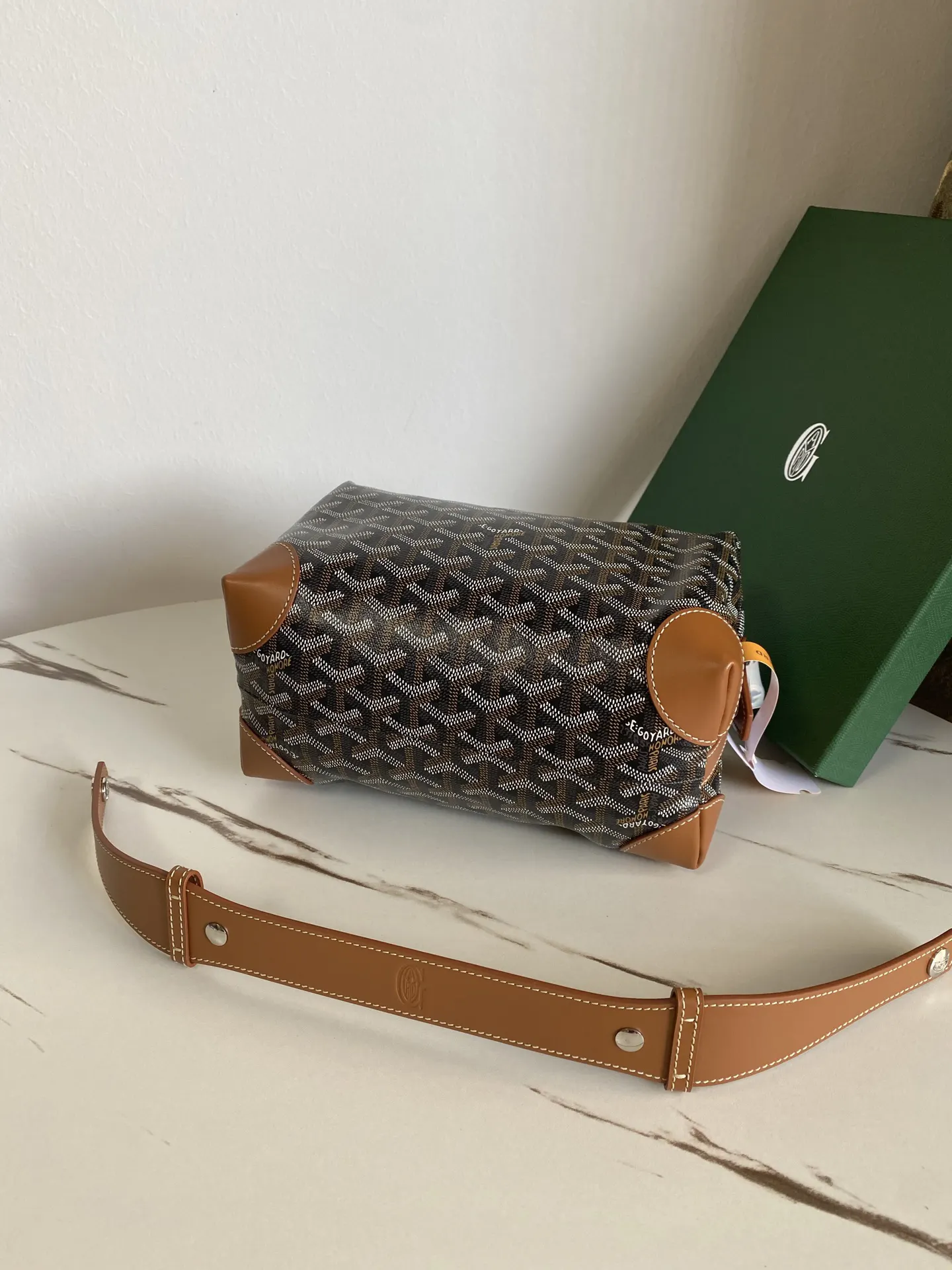 Cosmetic Pouch Leather