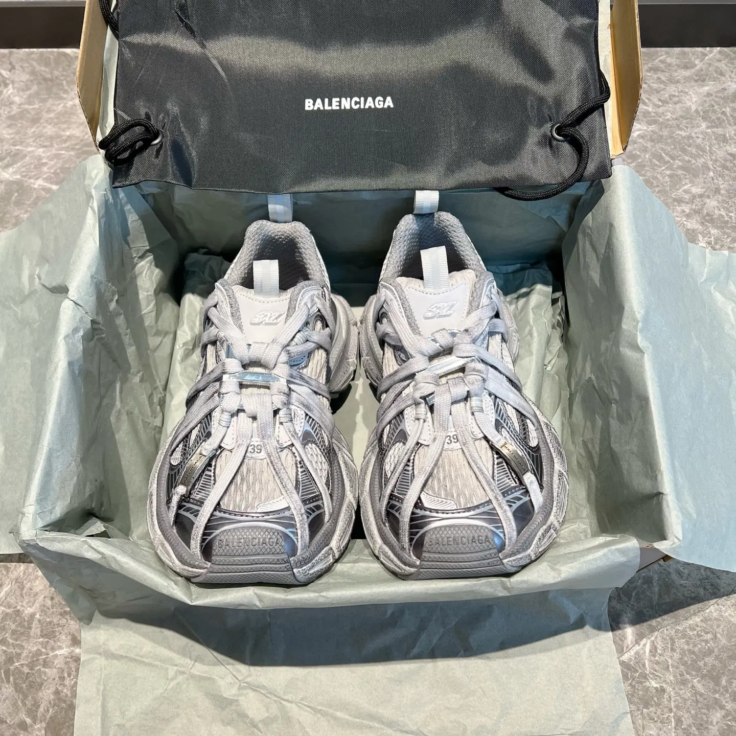 Balenciaga 银色 厚底 运动鞋