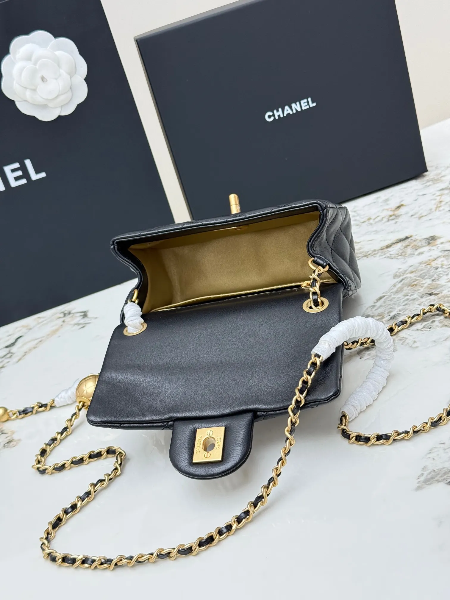 CHANEL 羊皮 腰包 休閒腰包款(數字9) CHANEL 羊皮 腰包 休閒腰包款(數字9)