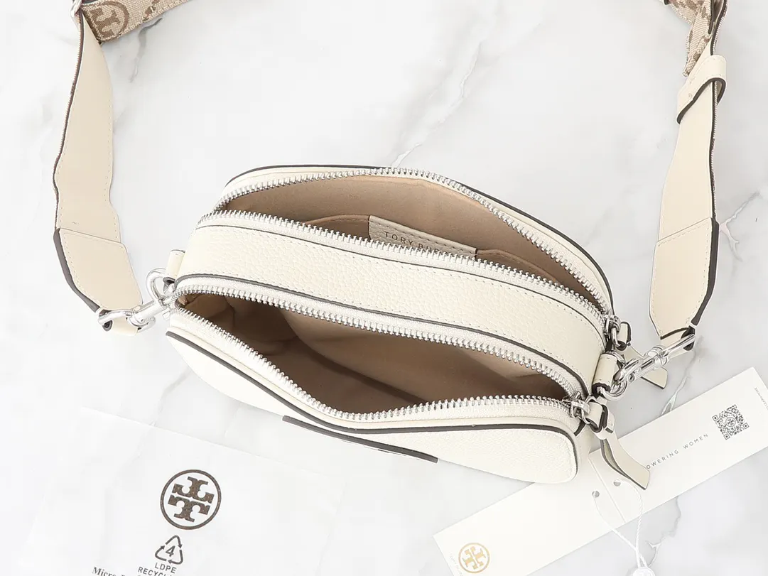 Crossbody Bag Lightweight Image 9 Crossbody Bag Lightweight Image 9