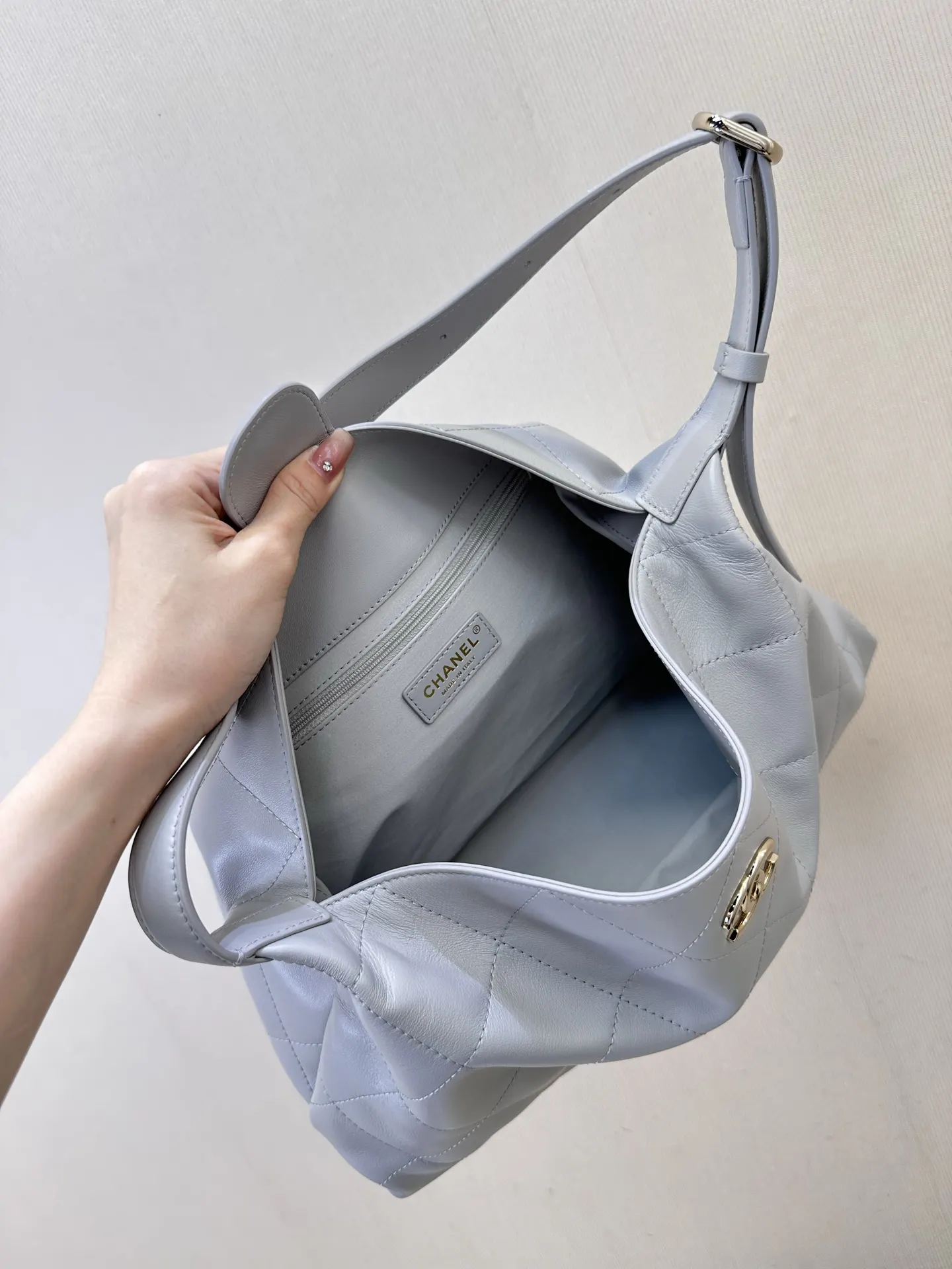 Hobo Shoulder Bag Vintage