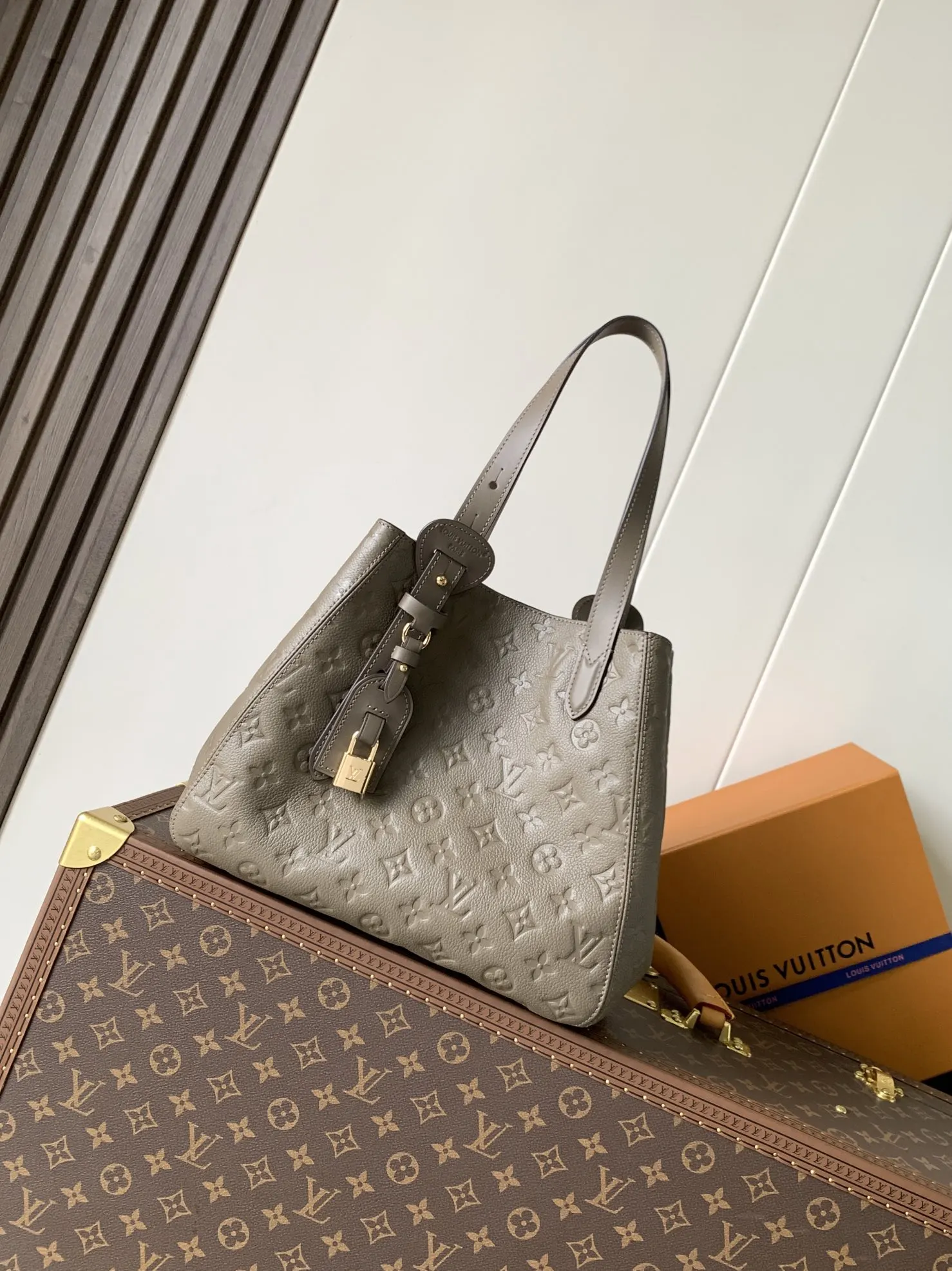 Louis Vuitton Black Tote Bag Leather