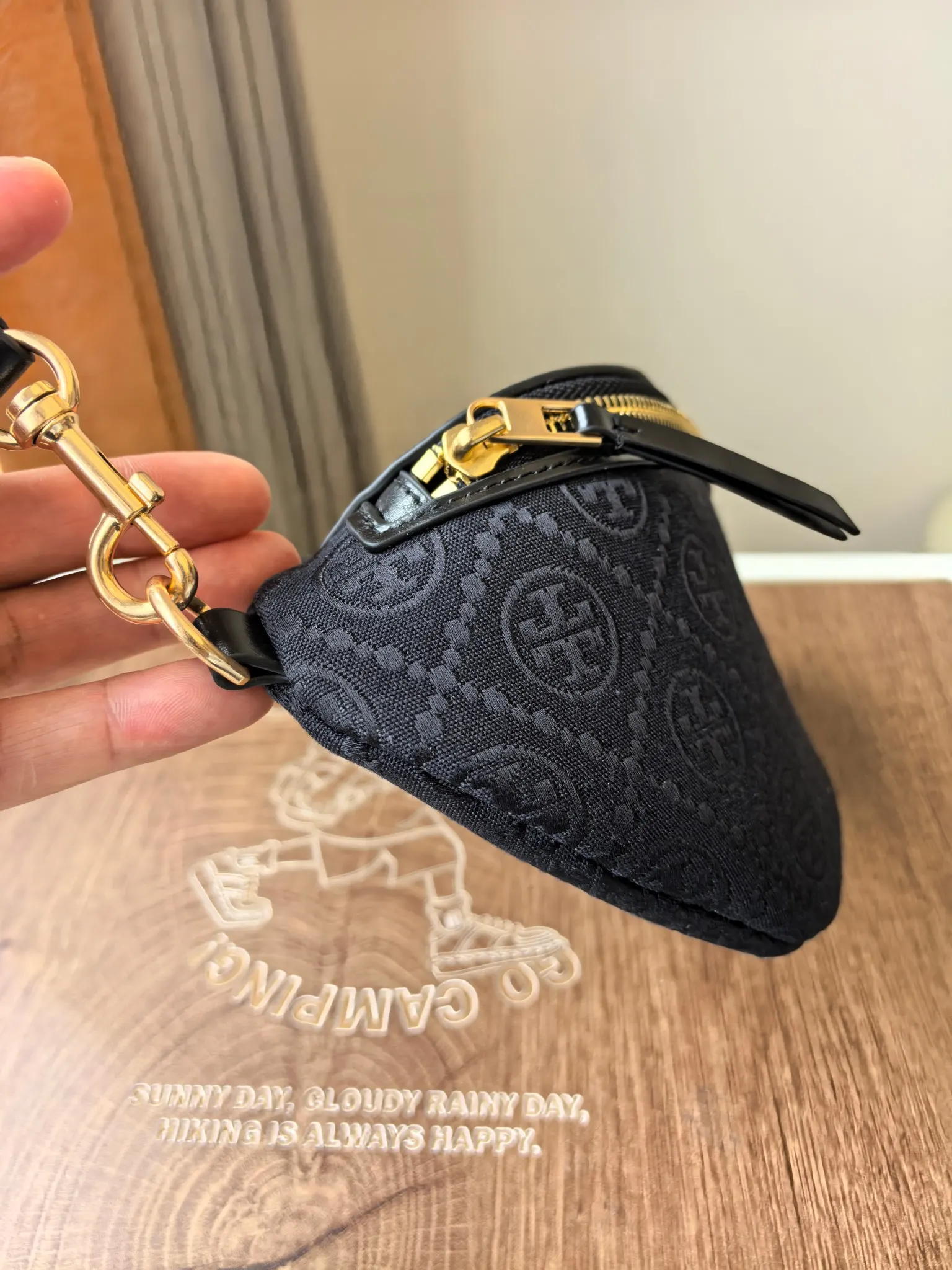 新版腰包 ToryBurch 蓝花 黑色花纹腰包 休闲腰包款