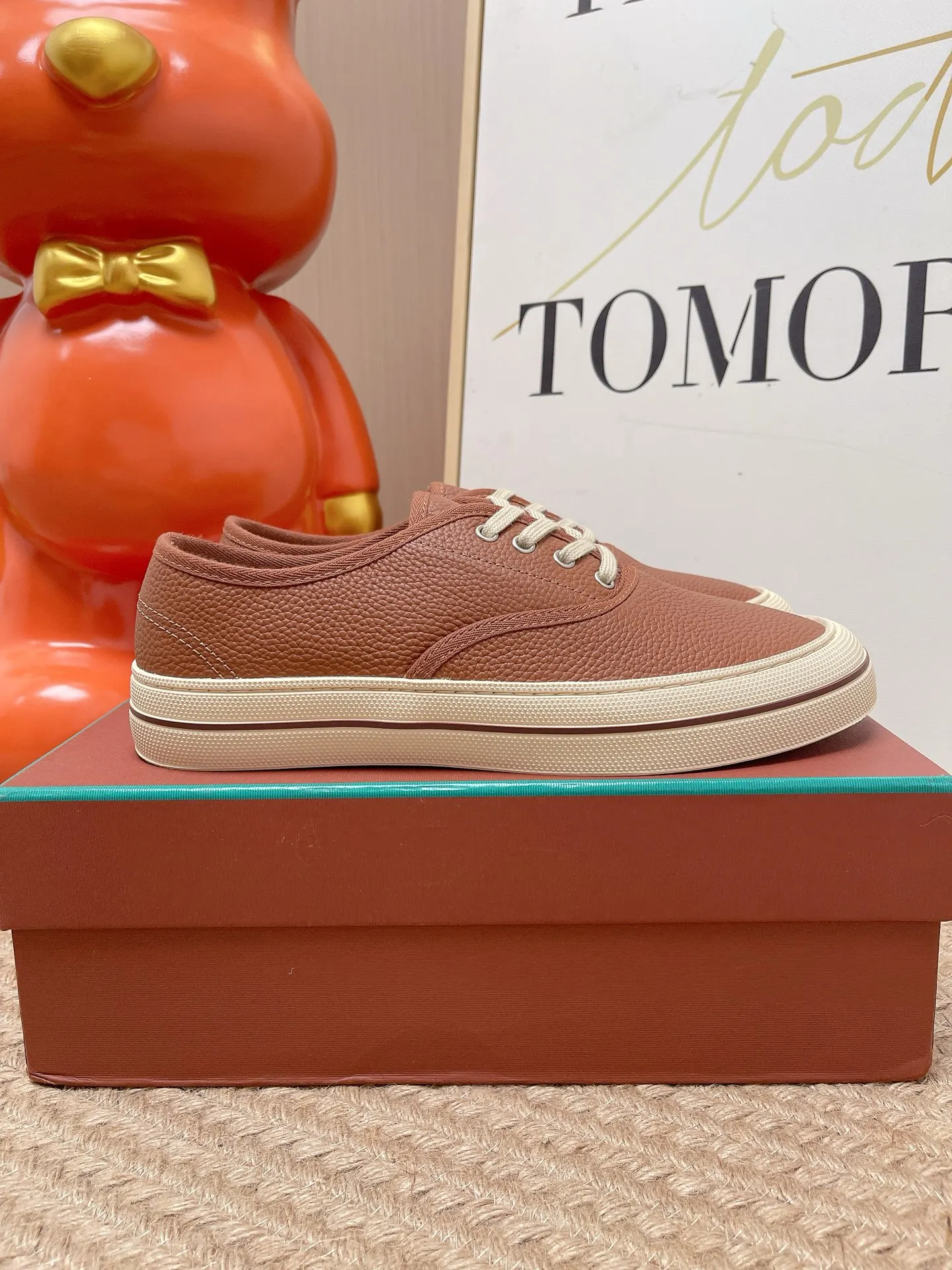 Loro Piana Sneakers Casual Versatile Image 3 Loro Piana Sneakers Casual Versatile Image 3