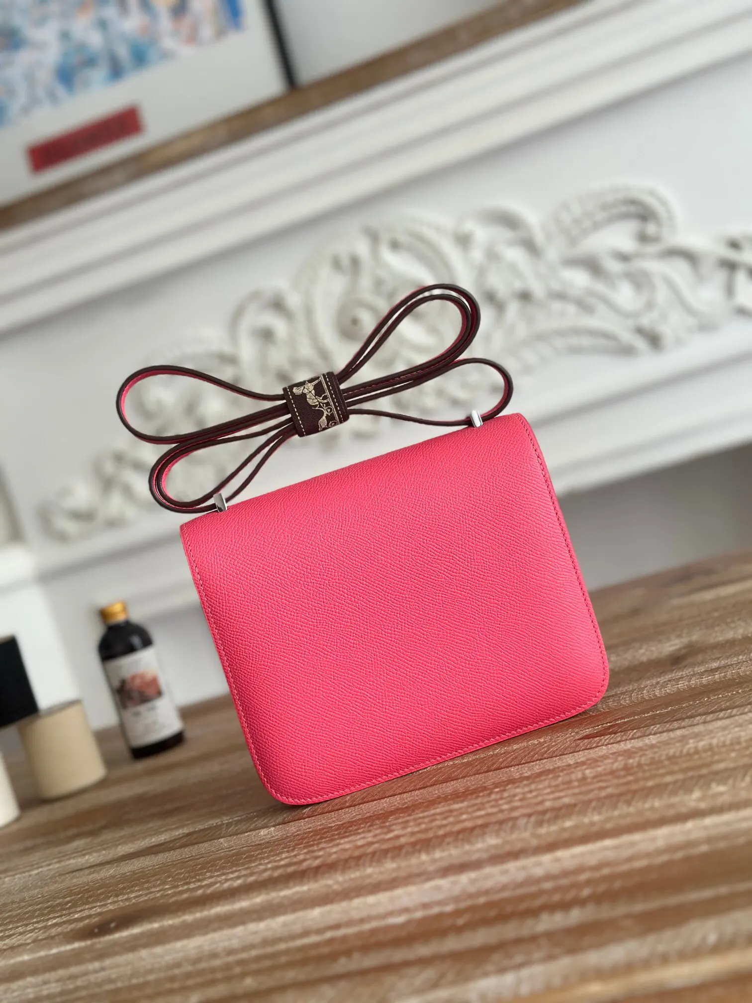 Hermès Constance 奶昔粉 Epsom掌纹牛皮 斜挎包 19cm