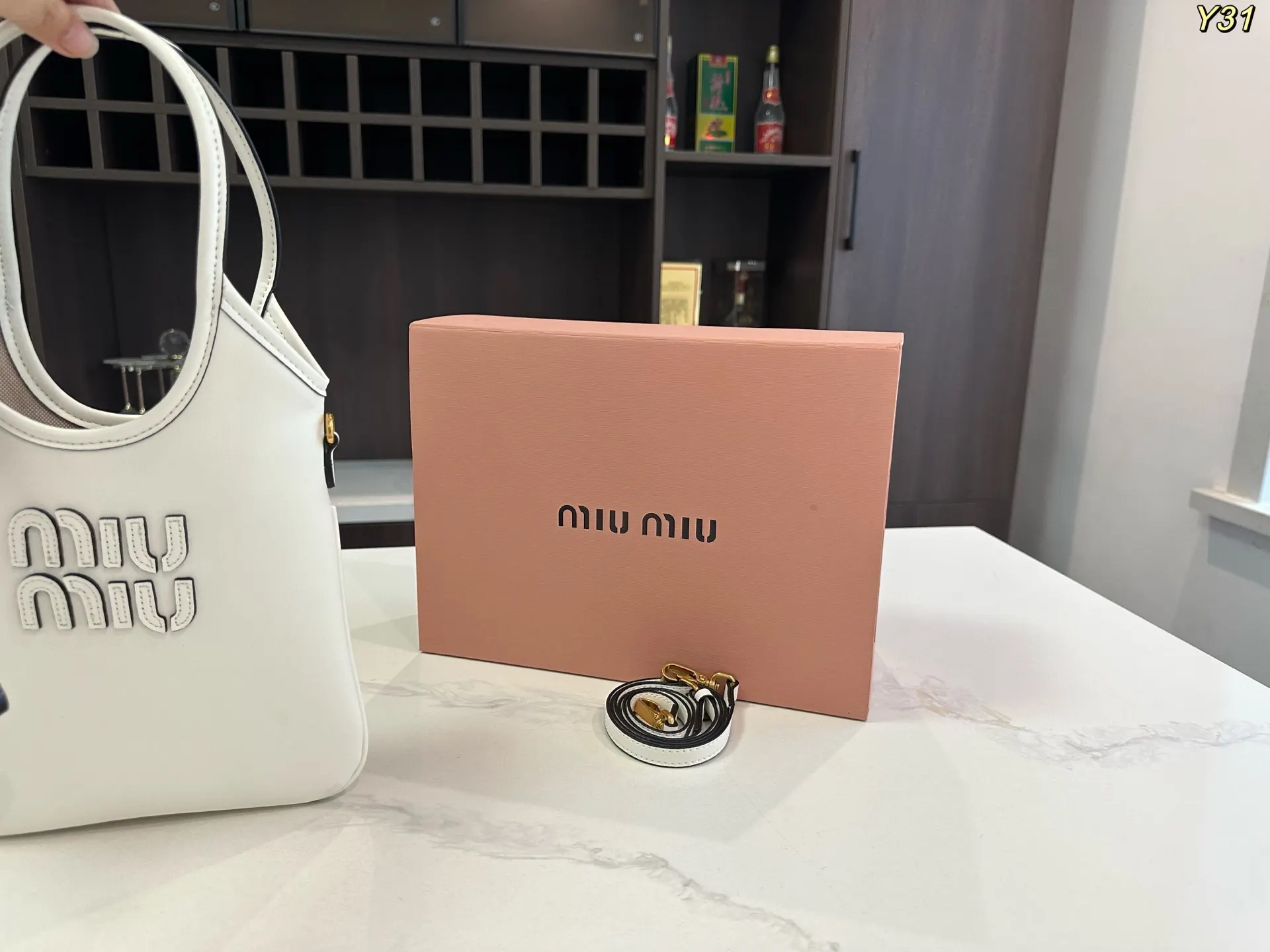 Miu 缪缪 miumiu 托特包 大容量托特款