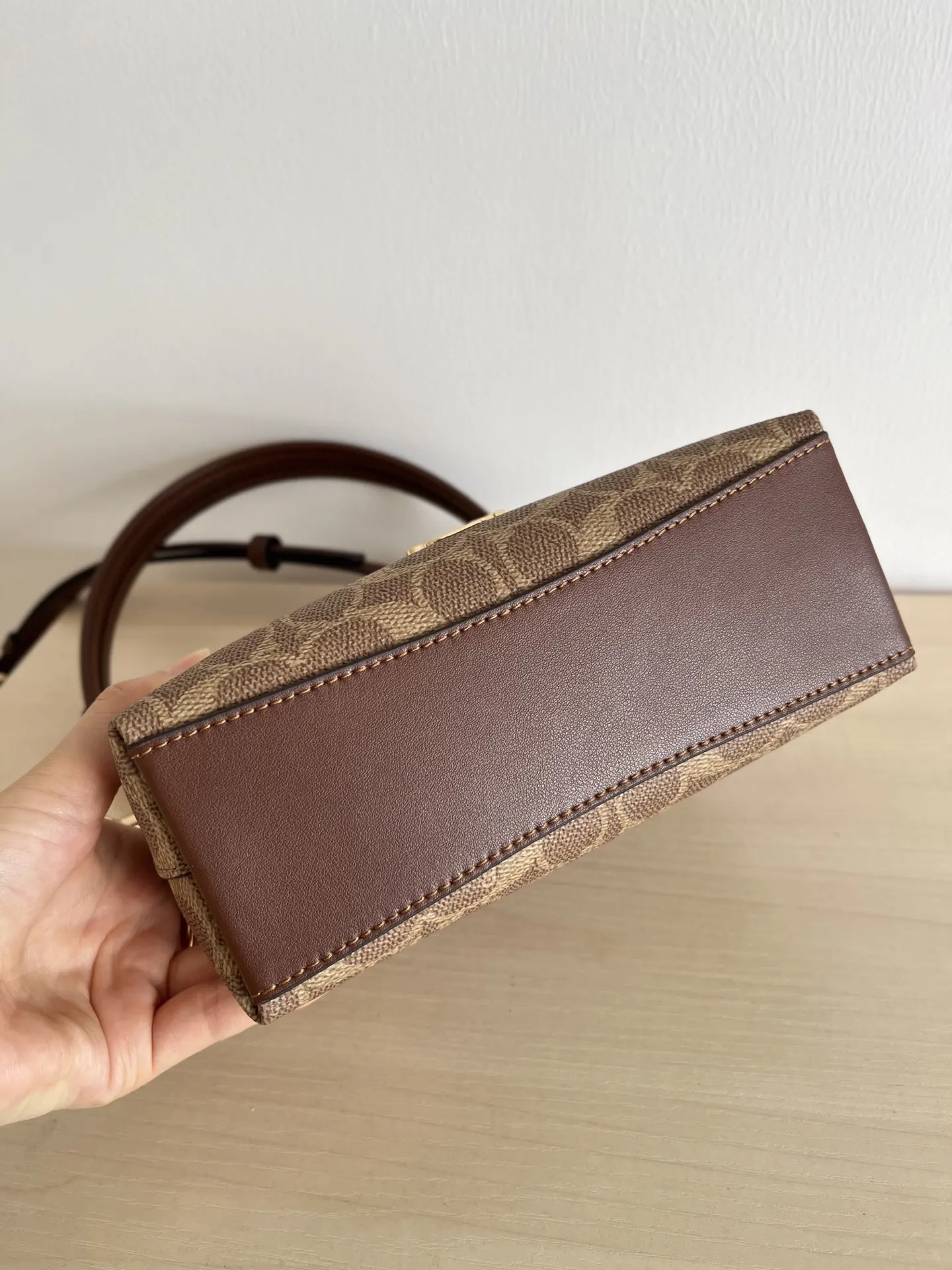 Crossbody Bag Lightweight