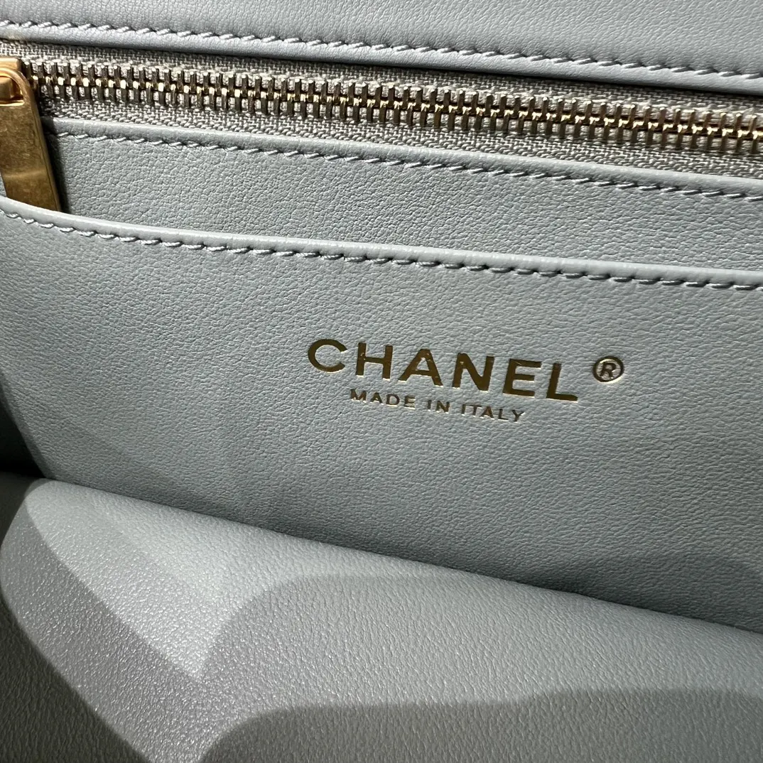 CHANEL 綠色牛皮翻蓋鏈條包 金链款