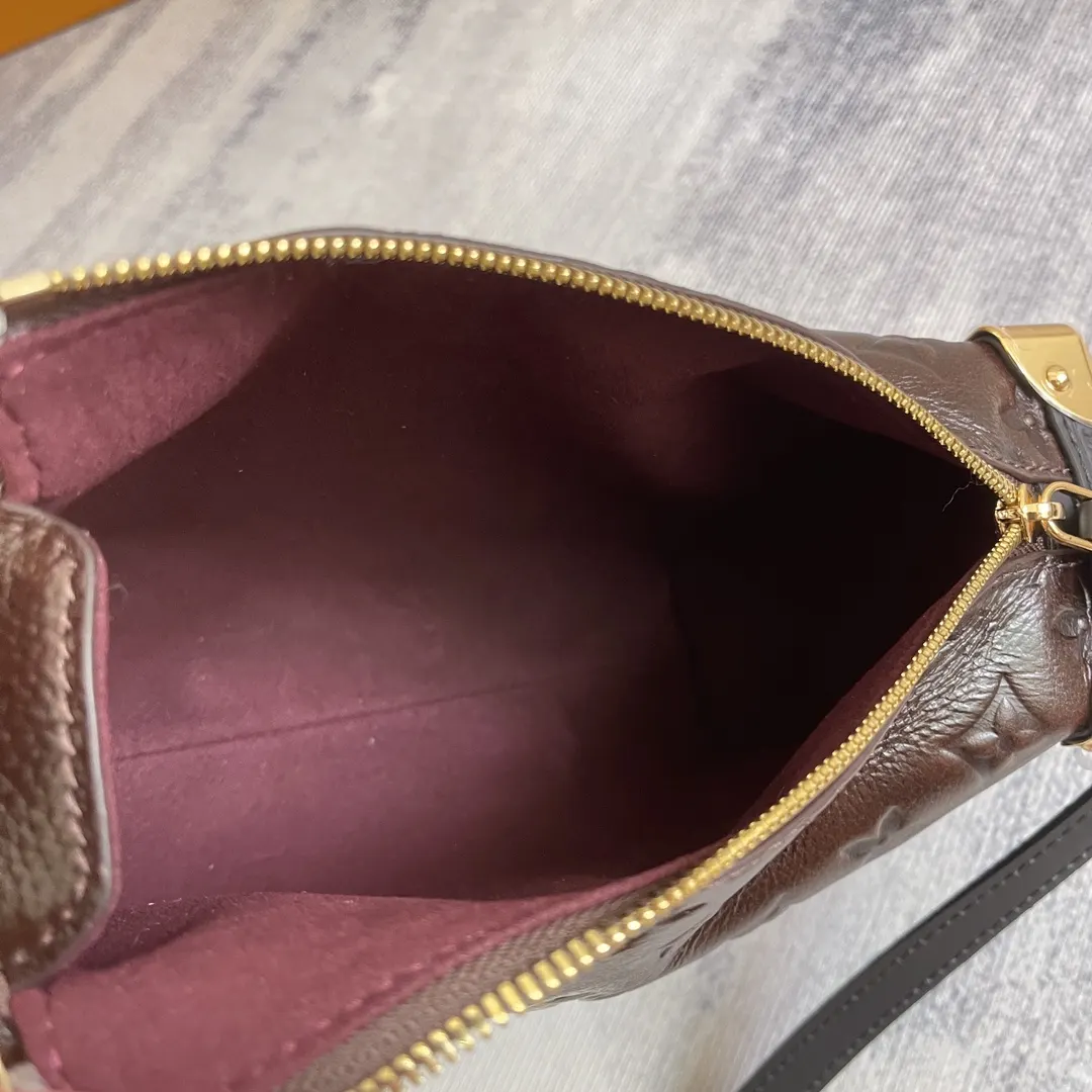 Louis Vuitton Organizer Pouch Travel Leather Image 9 Louis Vuitton Organizer Pouch Travel Leather Image 9