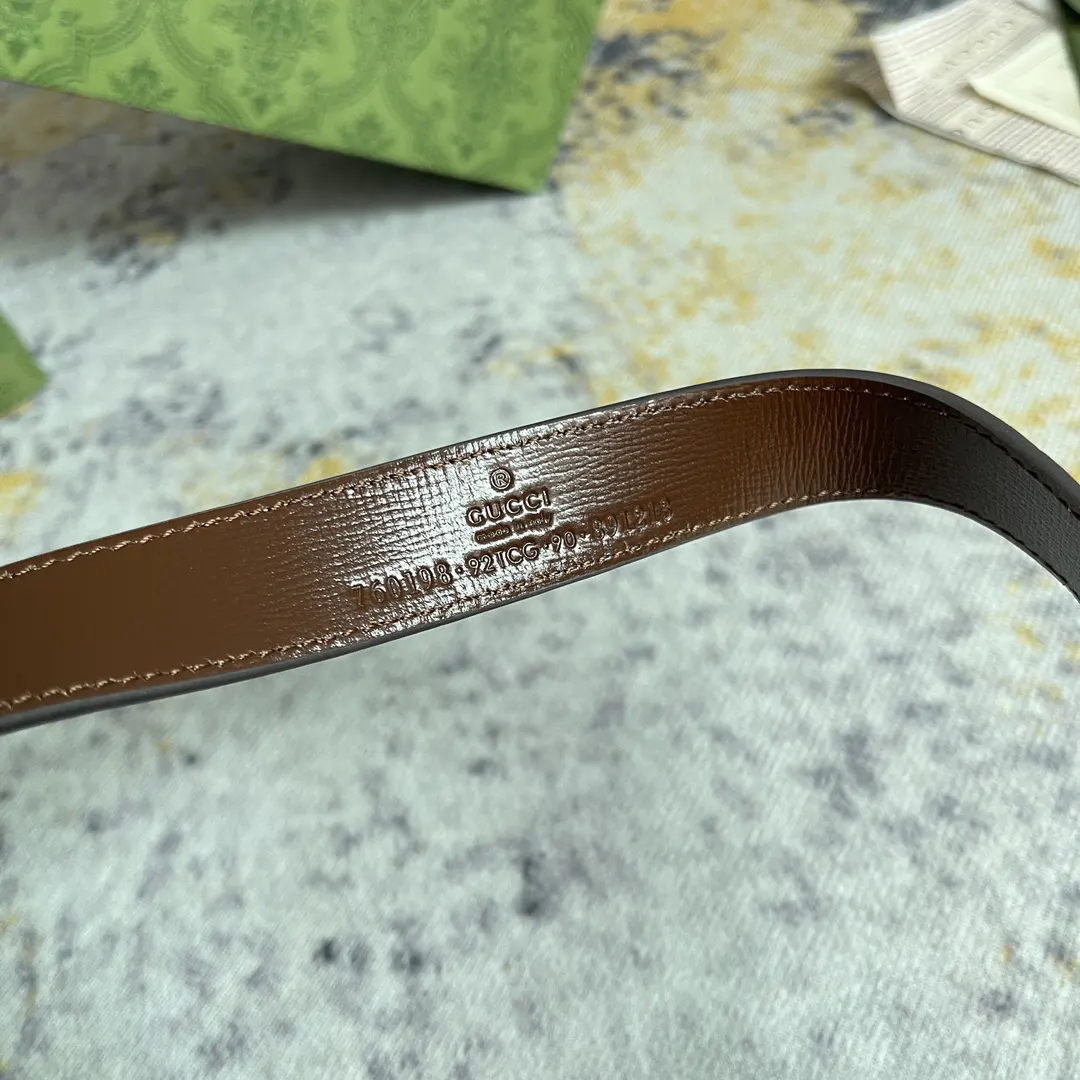 Gucci 發 腰包 休闲腰包款