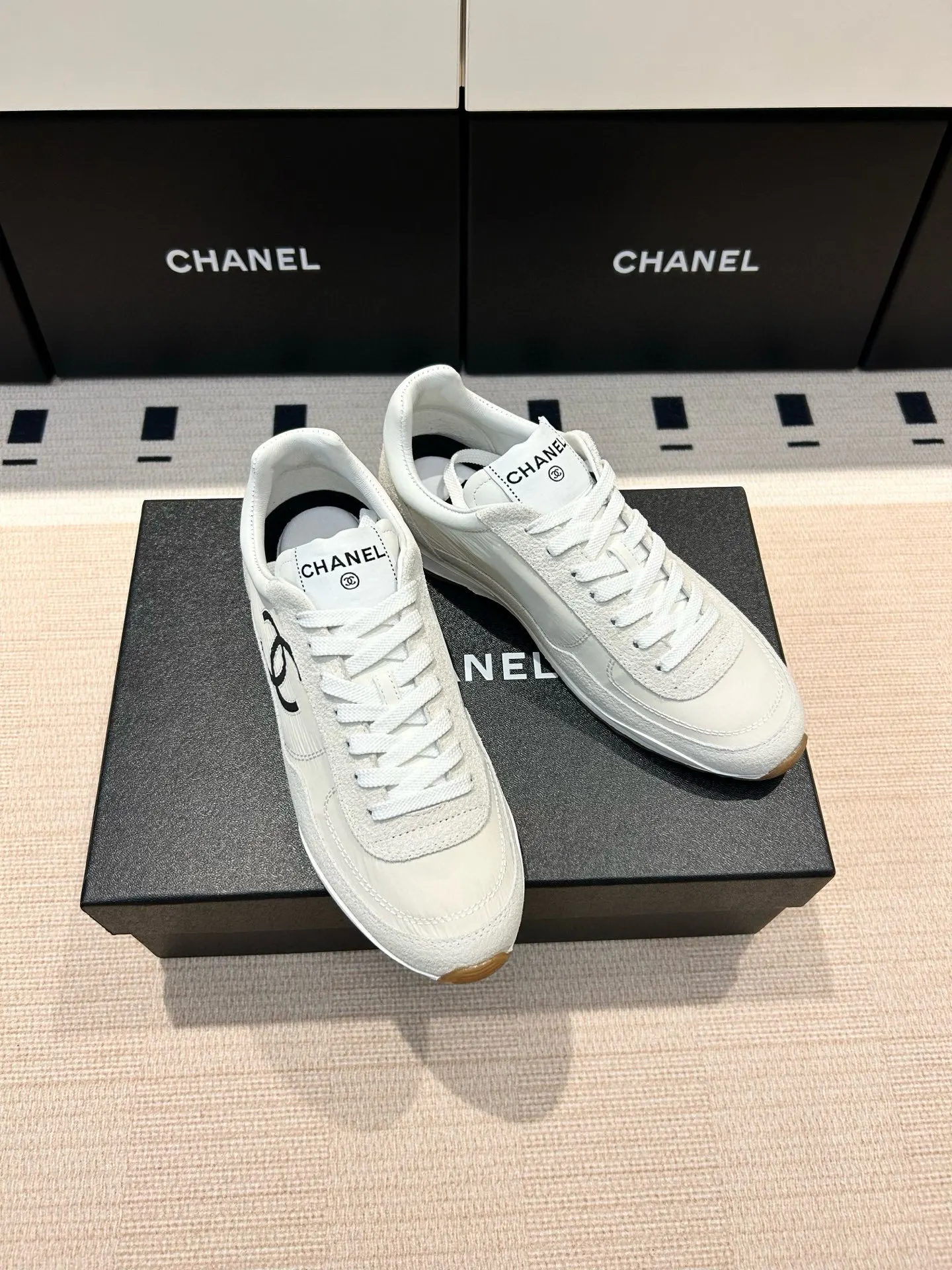 Chanel 雙C運動鞋(數字5) Chanel 雙C運動鞋(數字5)