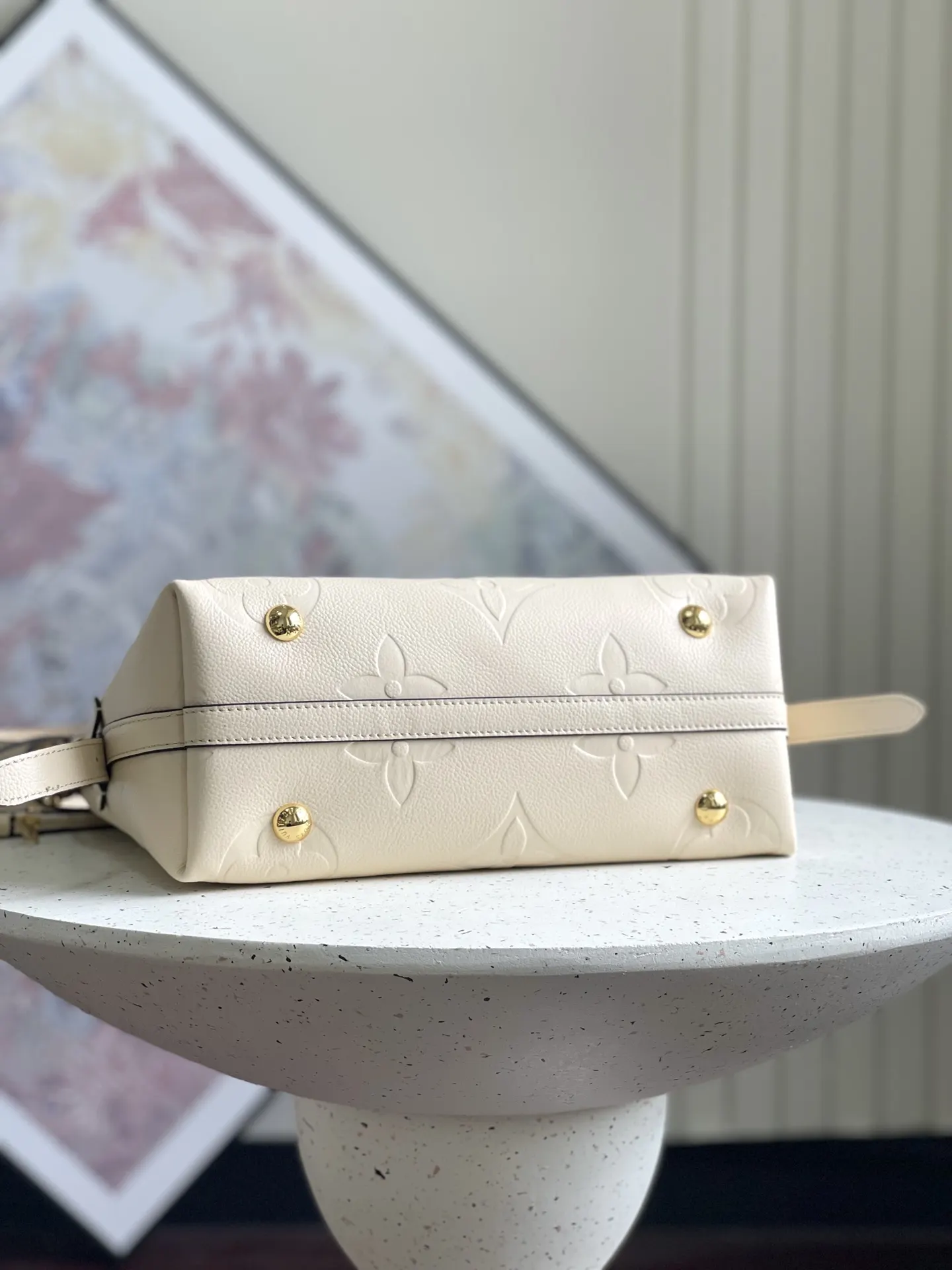 CarryAll 白色 米白 Mo手拿包 精致手拿款