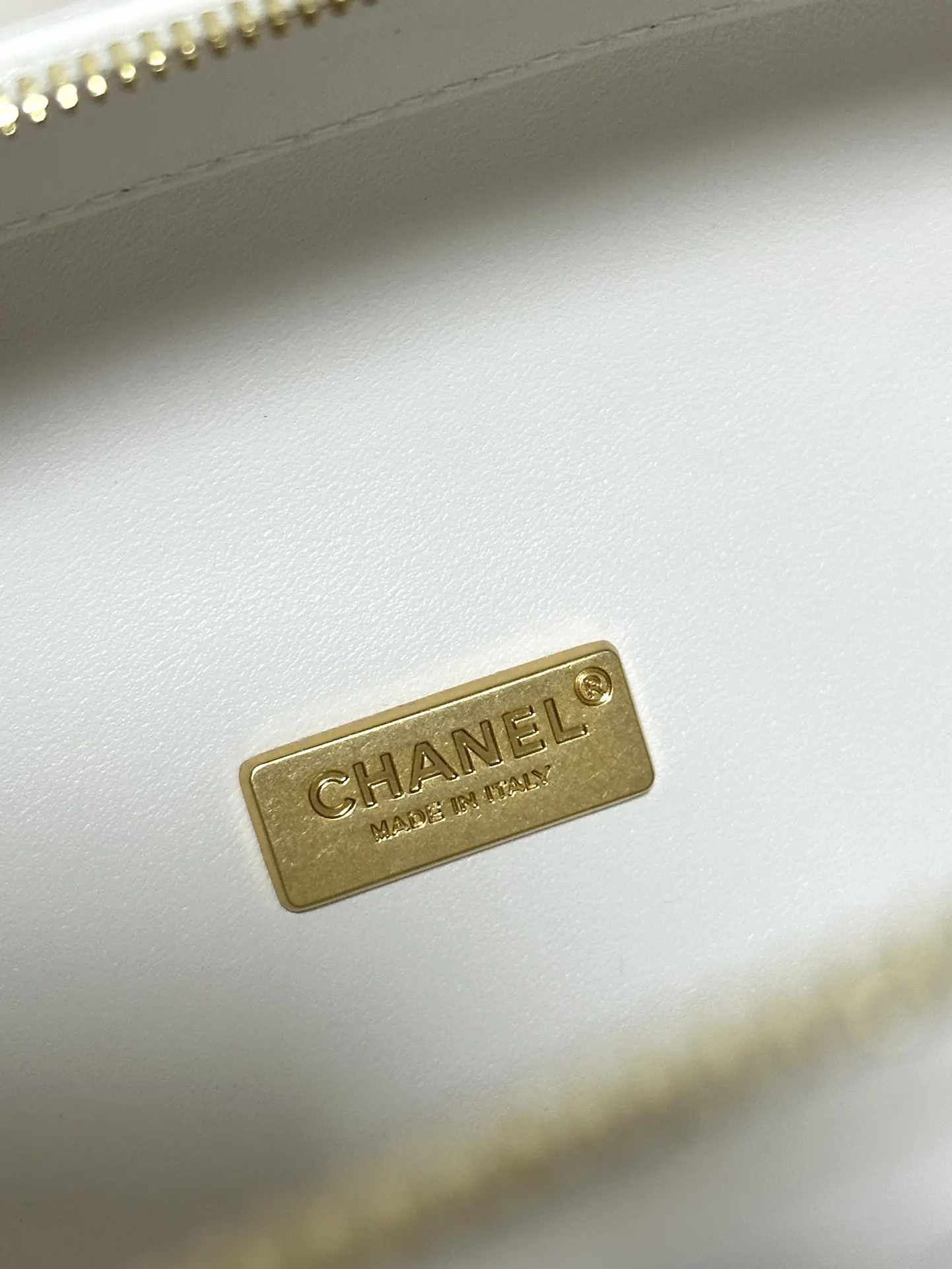 Chanel Chain Bag Image 9 Chanel Chain Bag Image 9