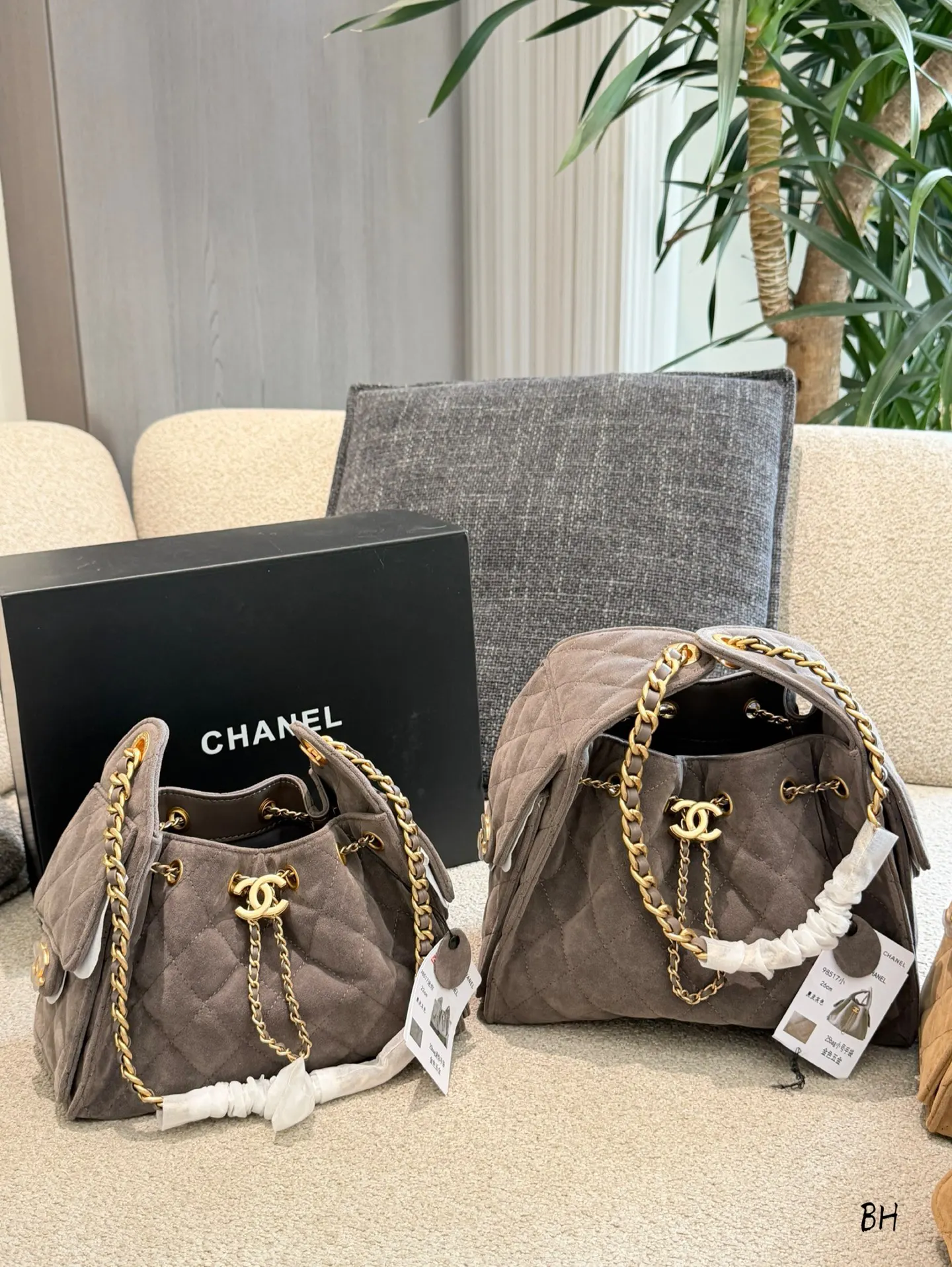 CHANEL 棕色 麂皮 鏈條包 精致鏈條款