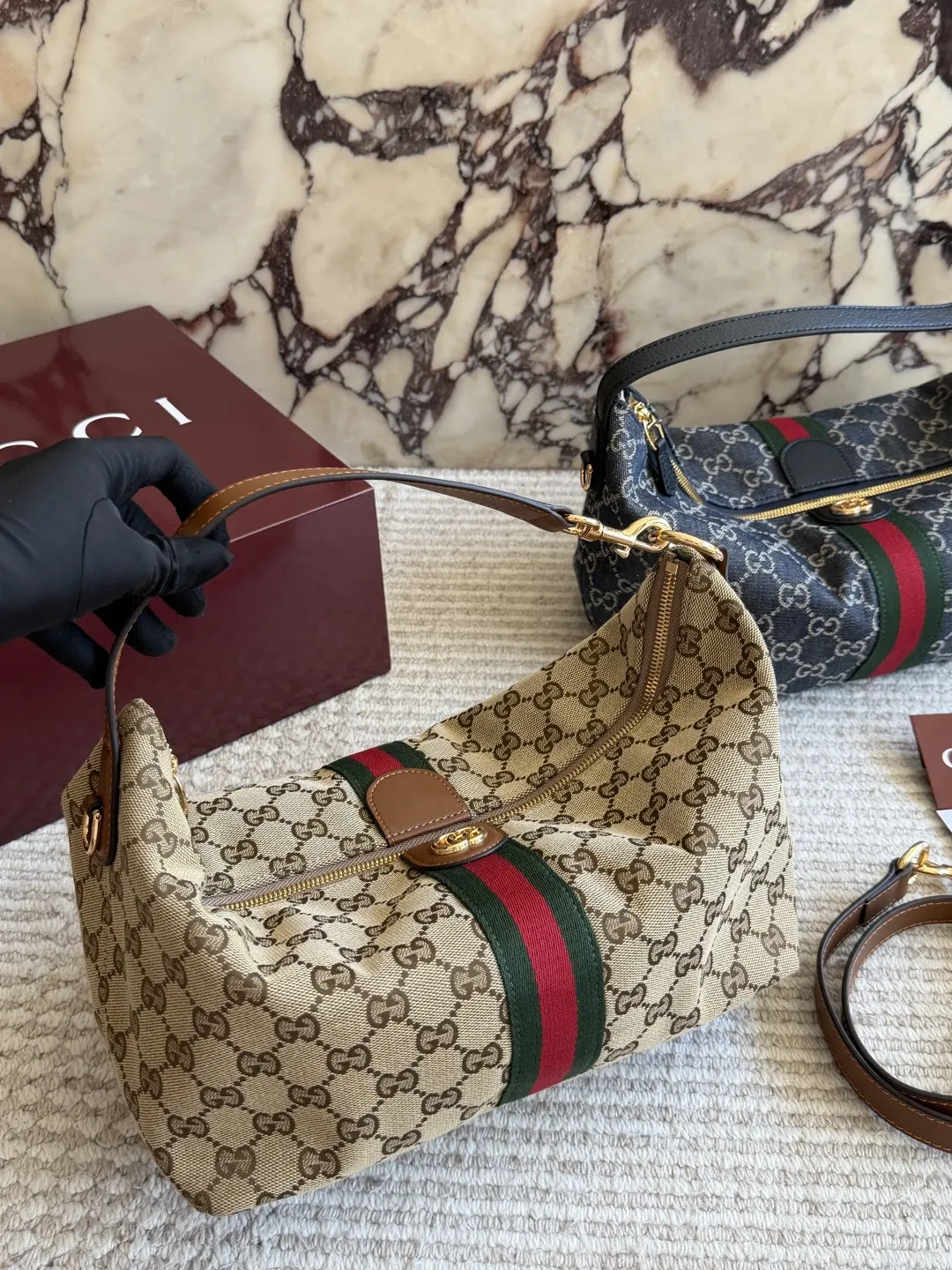 Gucci GG Supreme 老花相机包 单肩斜挎 斜挎包
