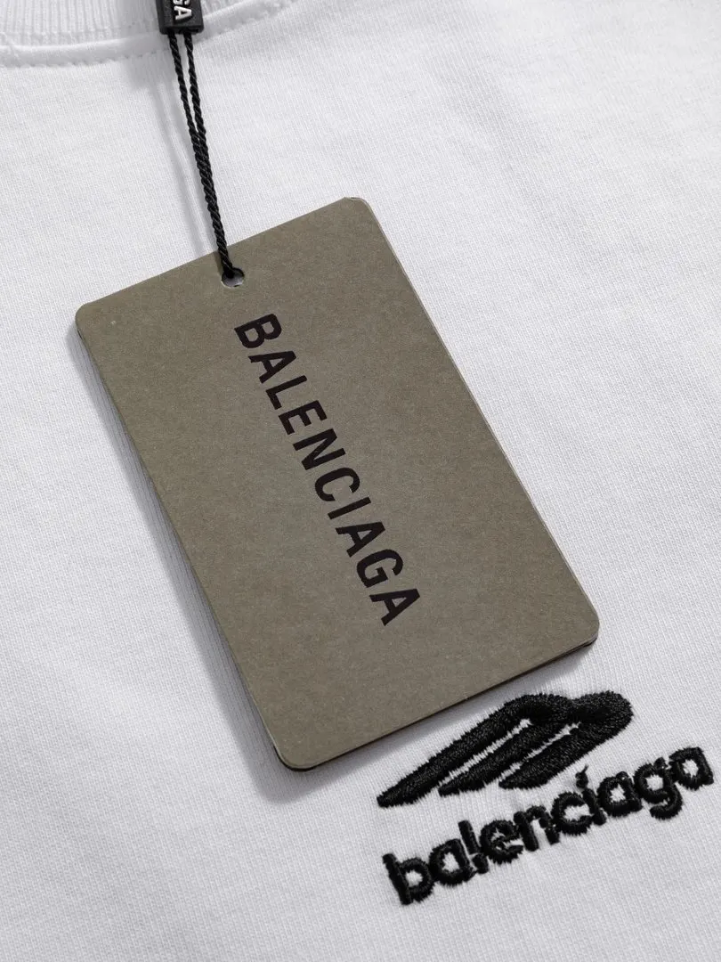 Balenciaga 短袖T恤(數字8) Balenciaga 短袖T恤(數字8)