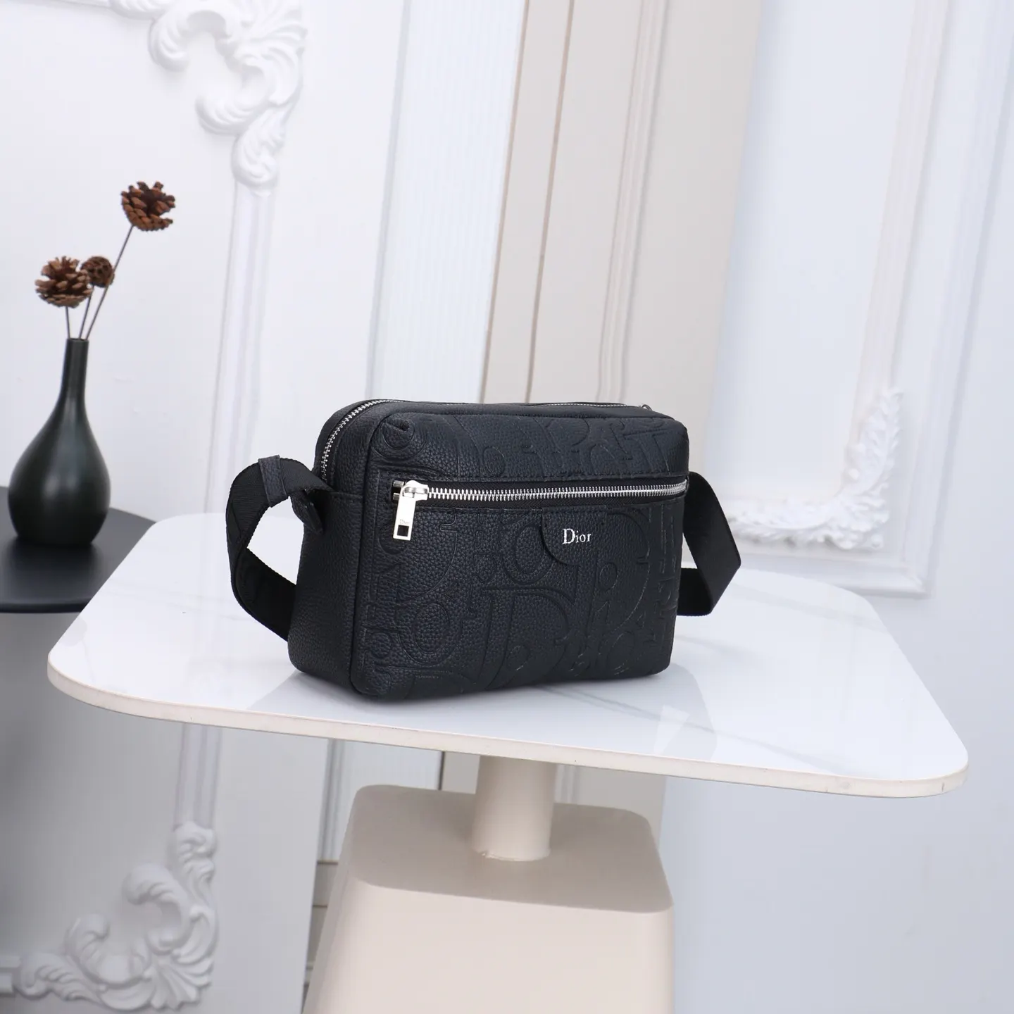 Dior Oblique 黑色简约信使包 宽肩带 斜挎包