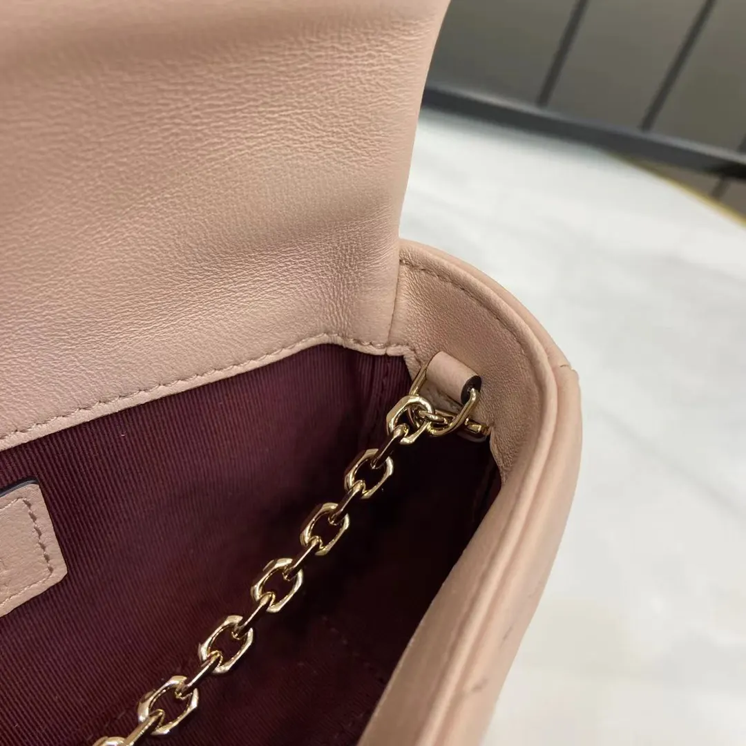 Gucci Marmont 绗缝皮革链条包 单肩斜挎