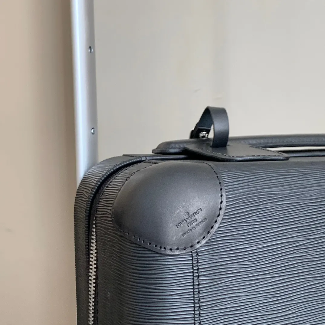 银色 行李箱 旅行拉杆款 轻便出行款