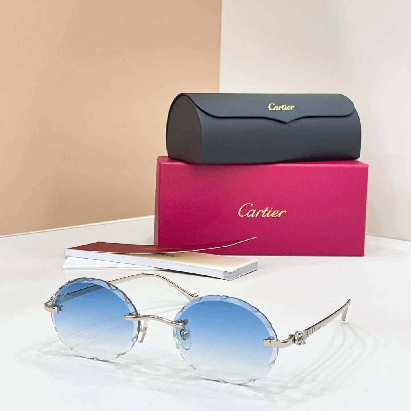 Cartier 墨镜 時尚防晒款