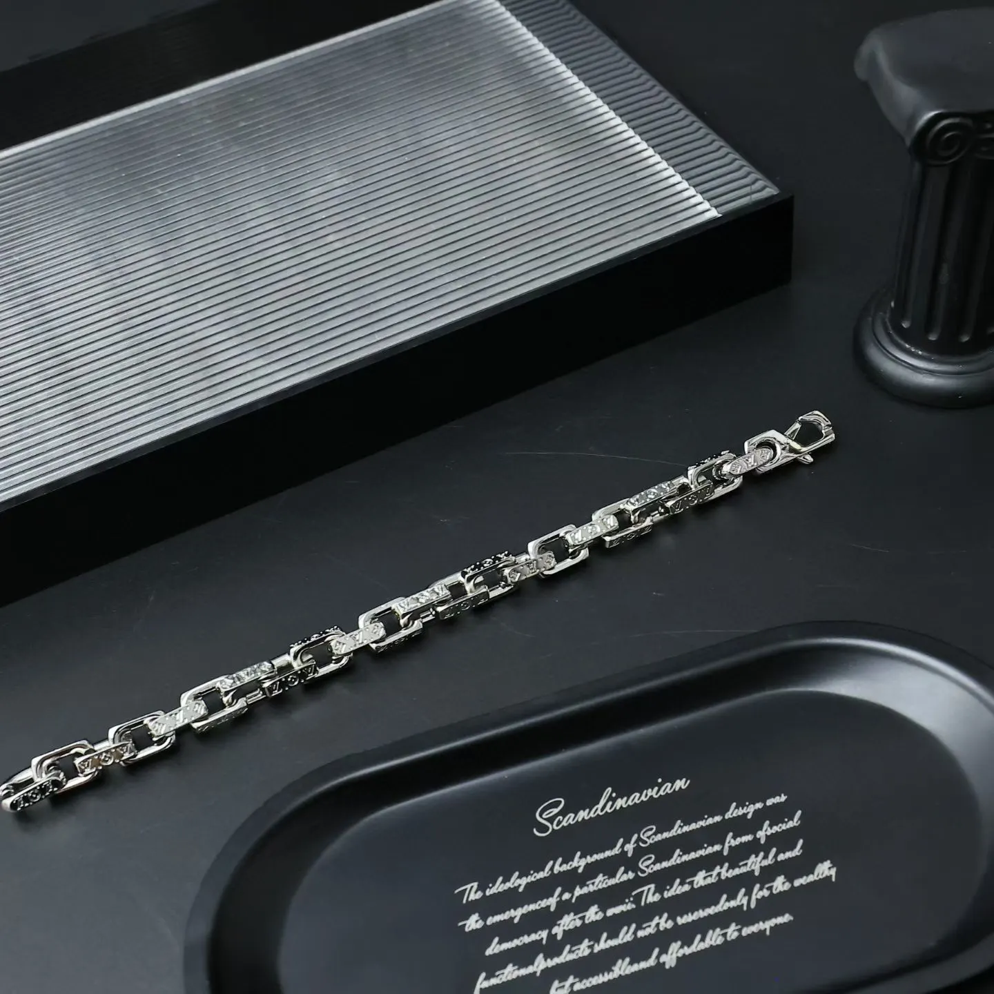 Louis Vuitton 项链