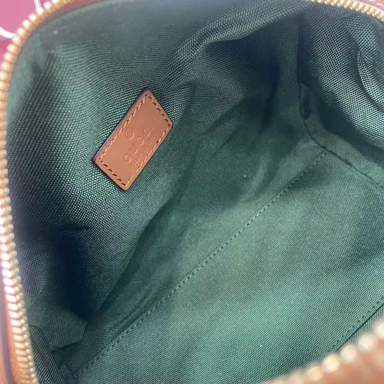 Gucci Brown Gold Fashion Item Travel Canvas Image 9 Gucci Brown Gold Fashion Item Travel Canvas Image 9