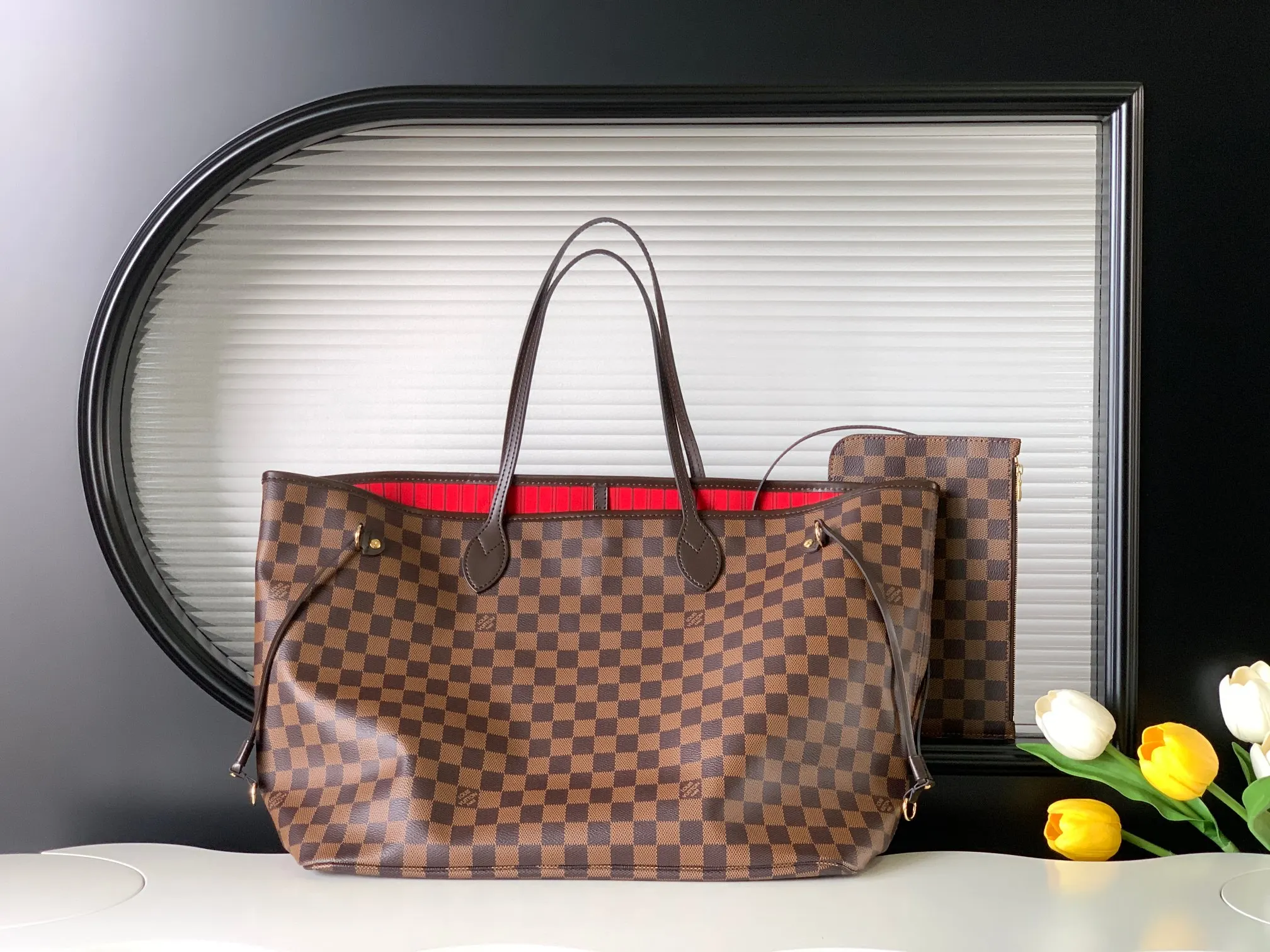 LV Neverfull 帆布 手拿包 精致手拿款