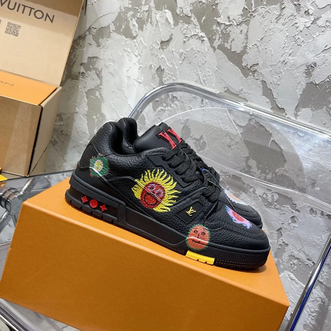 Louis Vuitton 老花 运动鞋