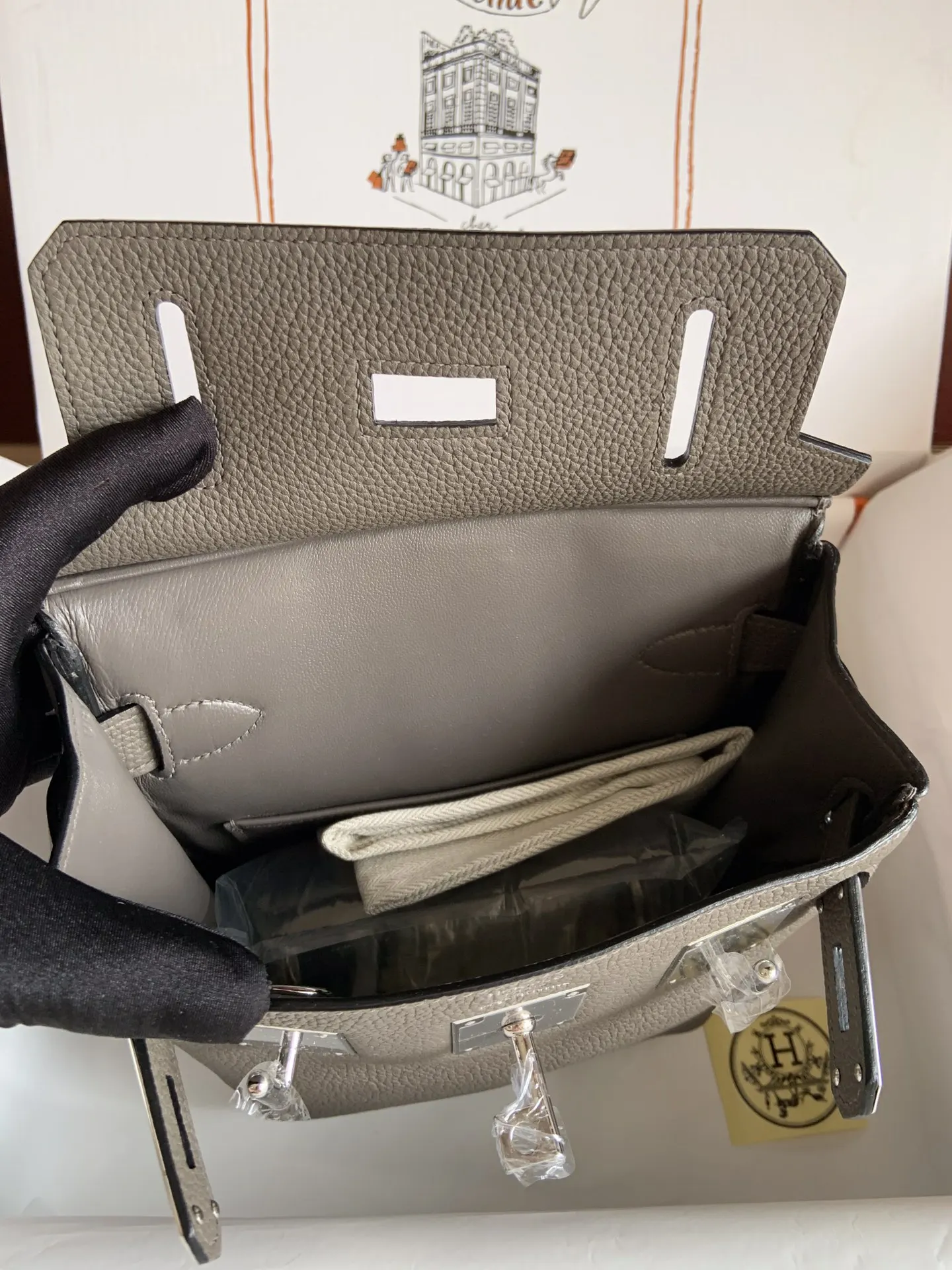 Hermès HAC 腰包