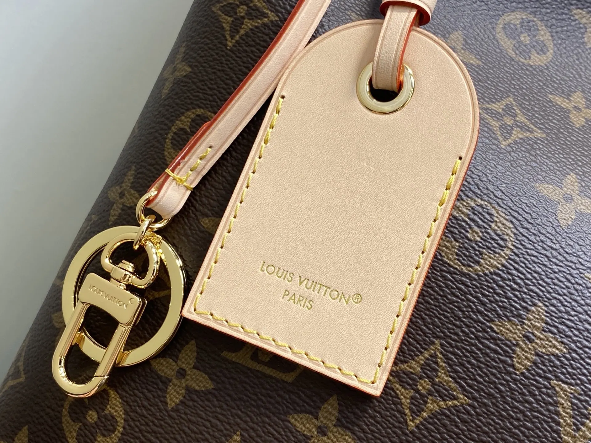 Louis Vuitton Gold Hobo Shoulder Bag Vintage Canvas