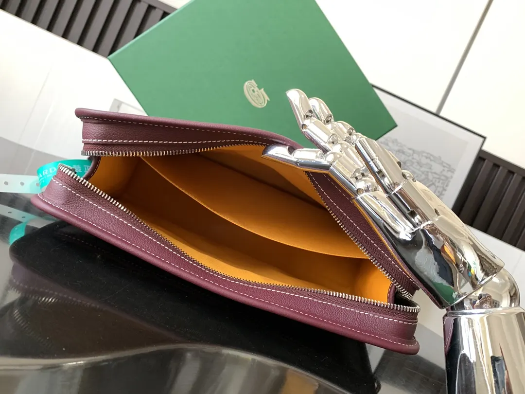 Goyard 酒红 化妆包 便携收纳款