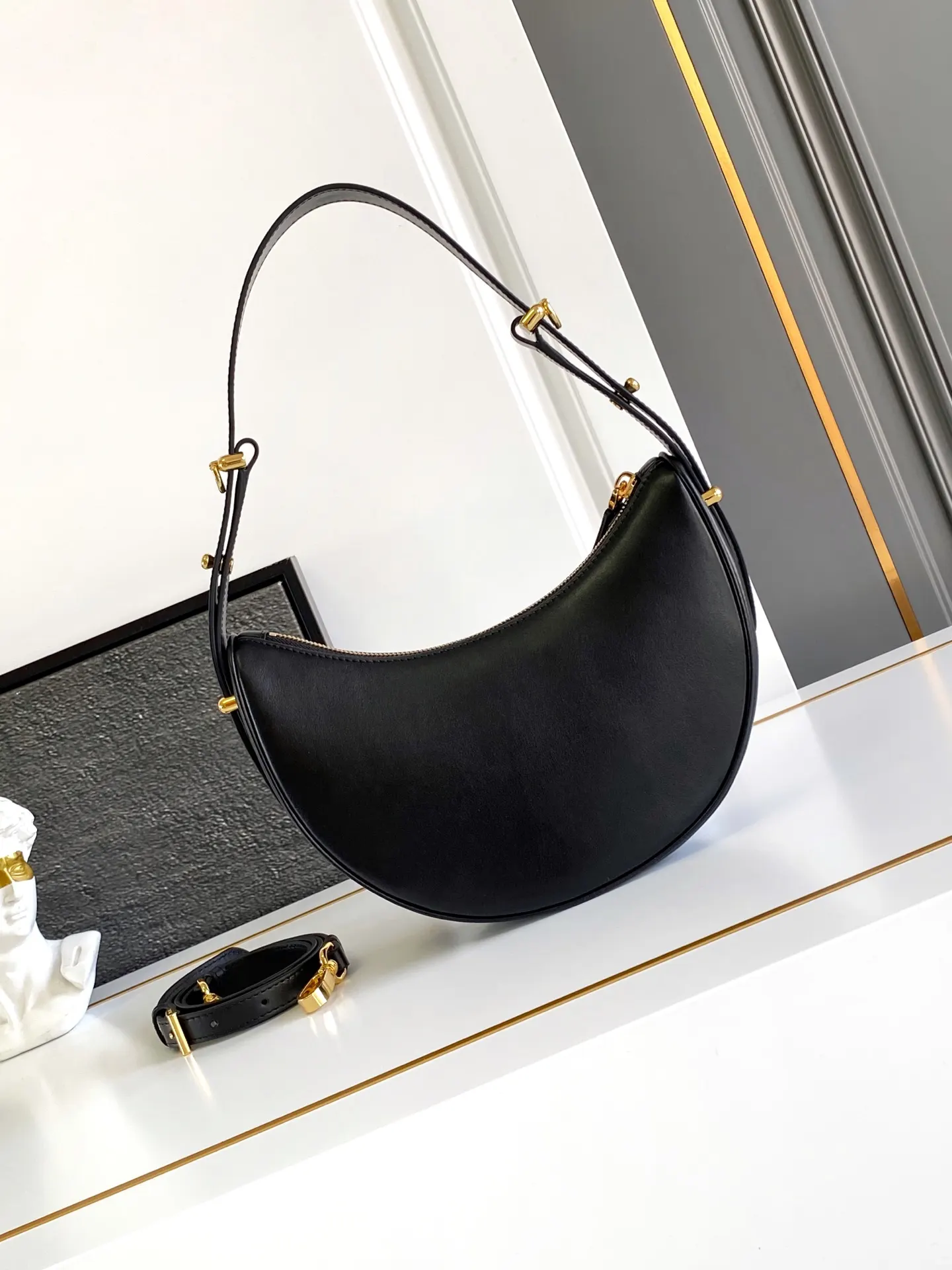 Hobo Shoulder Bag Vintage Leather