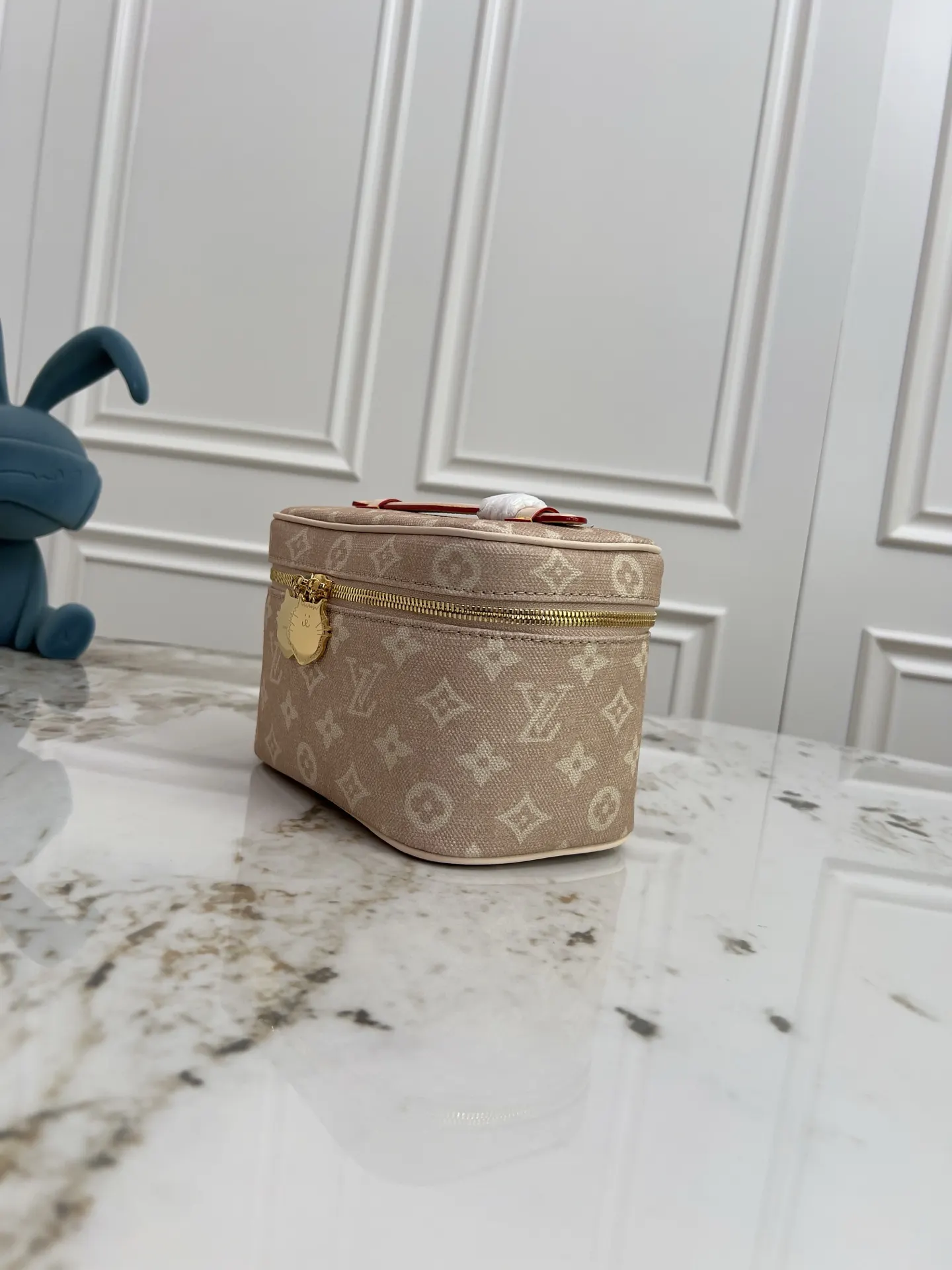 LV 金色 帆布 化妆包 便携收纳款