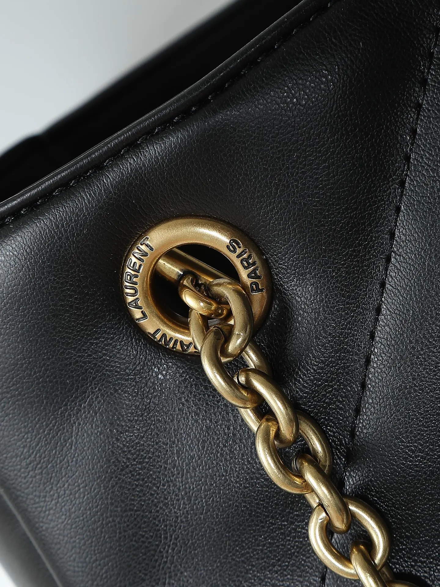 Chain Bag Image 9 Chain Bag Image 9