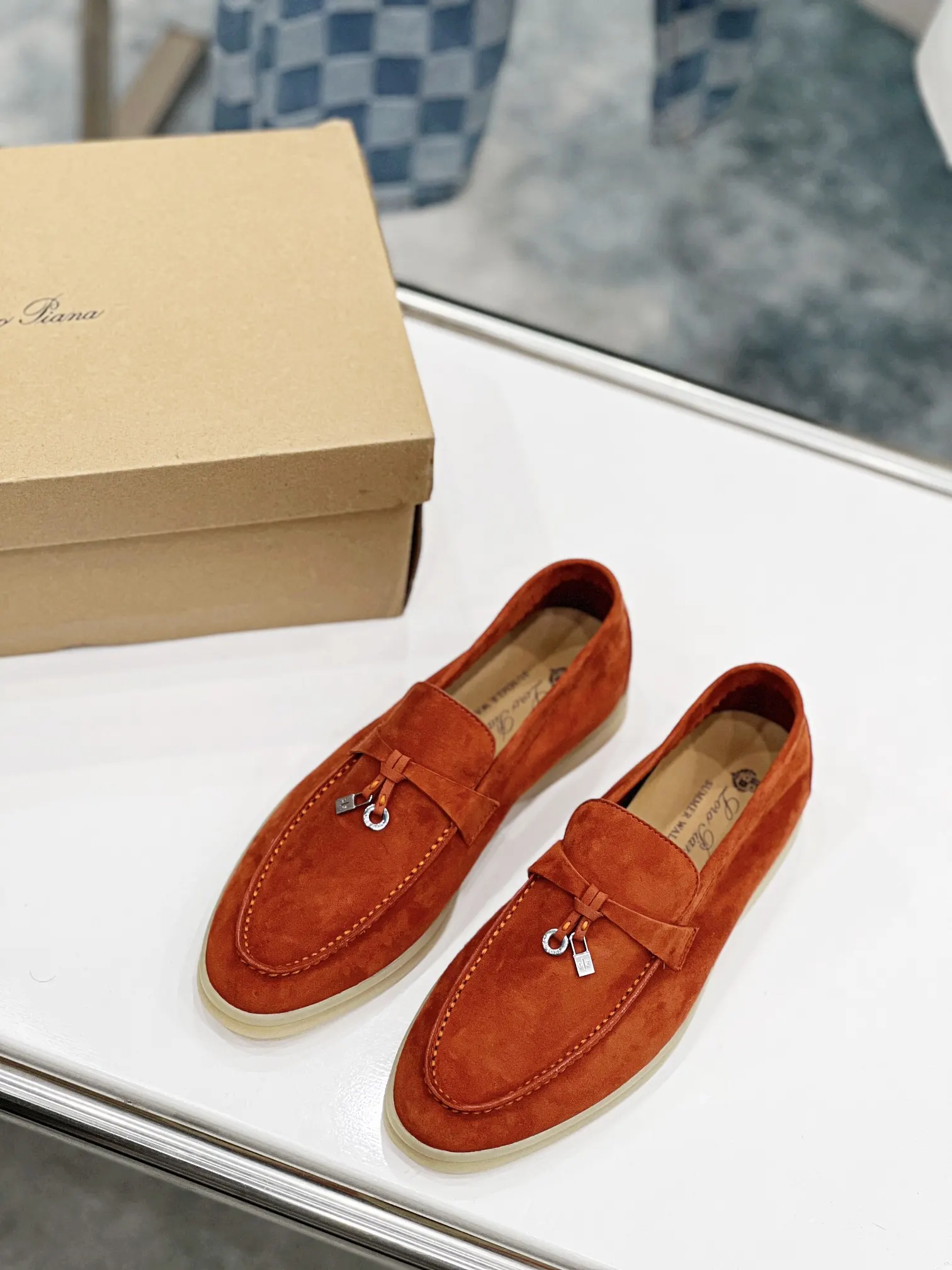 Hermès 运动鞋