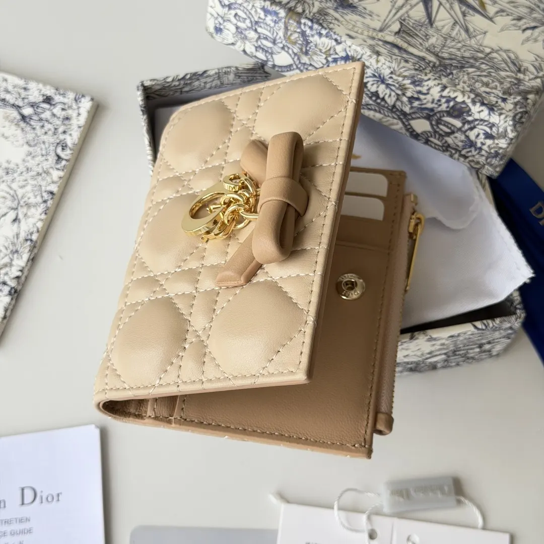 Dior Beige Leather Bow Cosmetic or Organizer Bag Image 2 Dior Beige Leather Bow Cosmetic or Organizer Bag Image 2